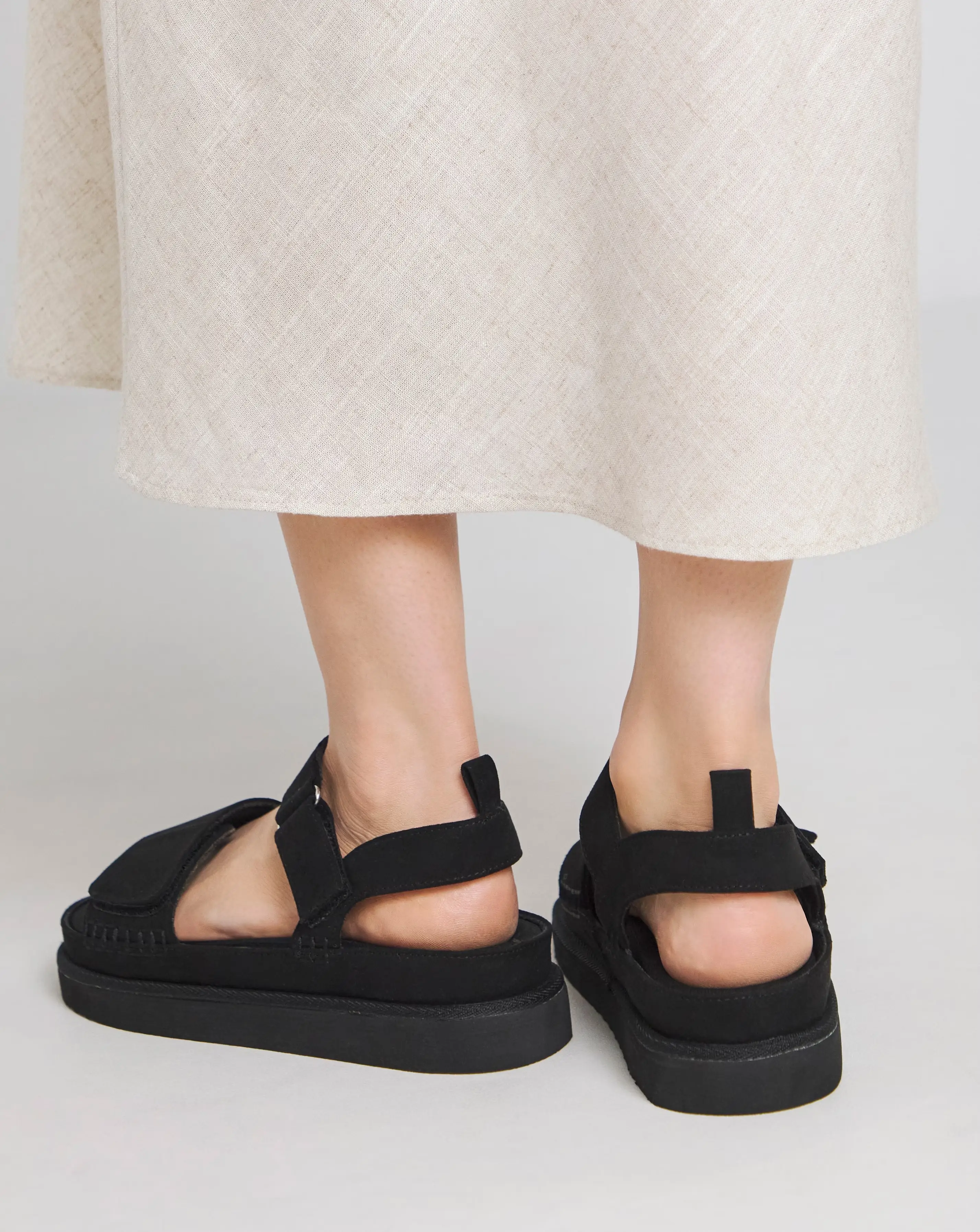 121561-nell-touch-and-close-sandals-standard-d-fit-1.webp