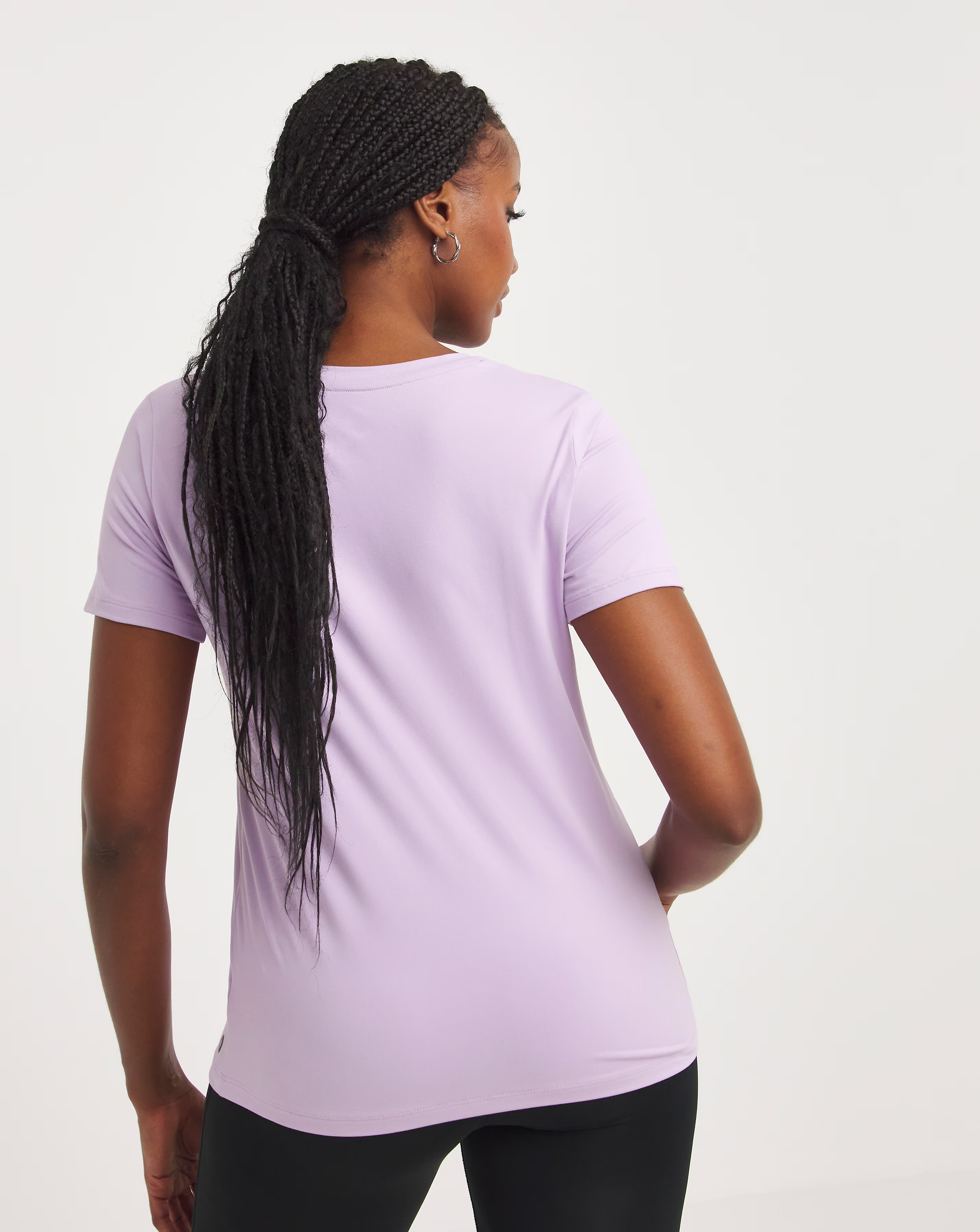123231-skechers-godri-serene-v-neck-t-shirt-1.jpg