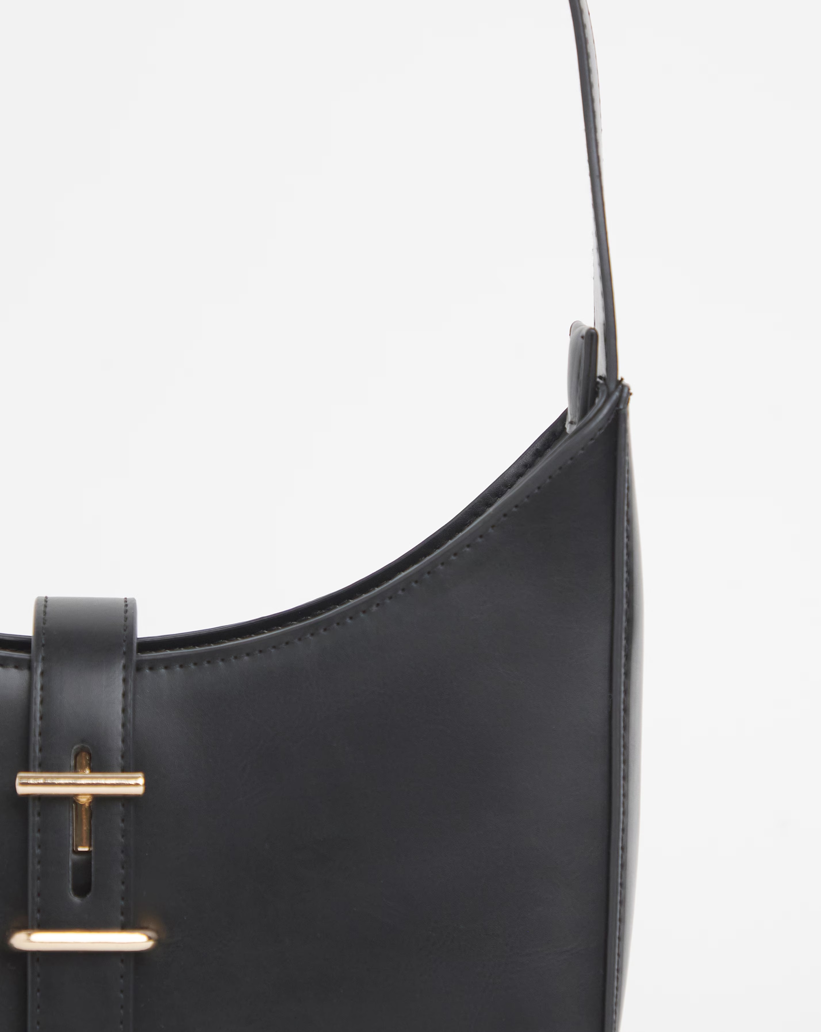 123321-buckle-detail-shoulder-bag-1.jpg