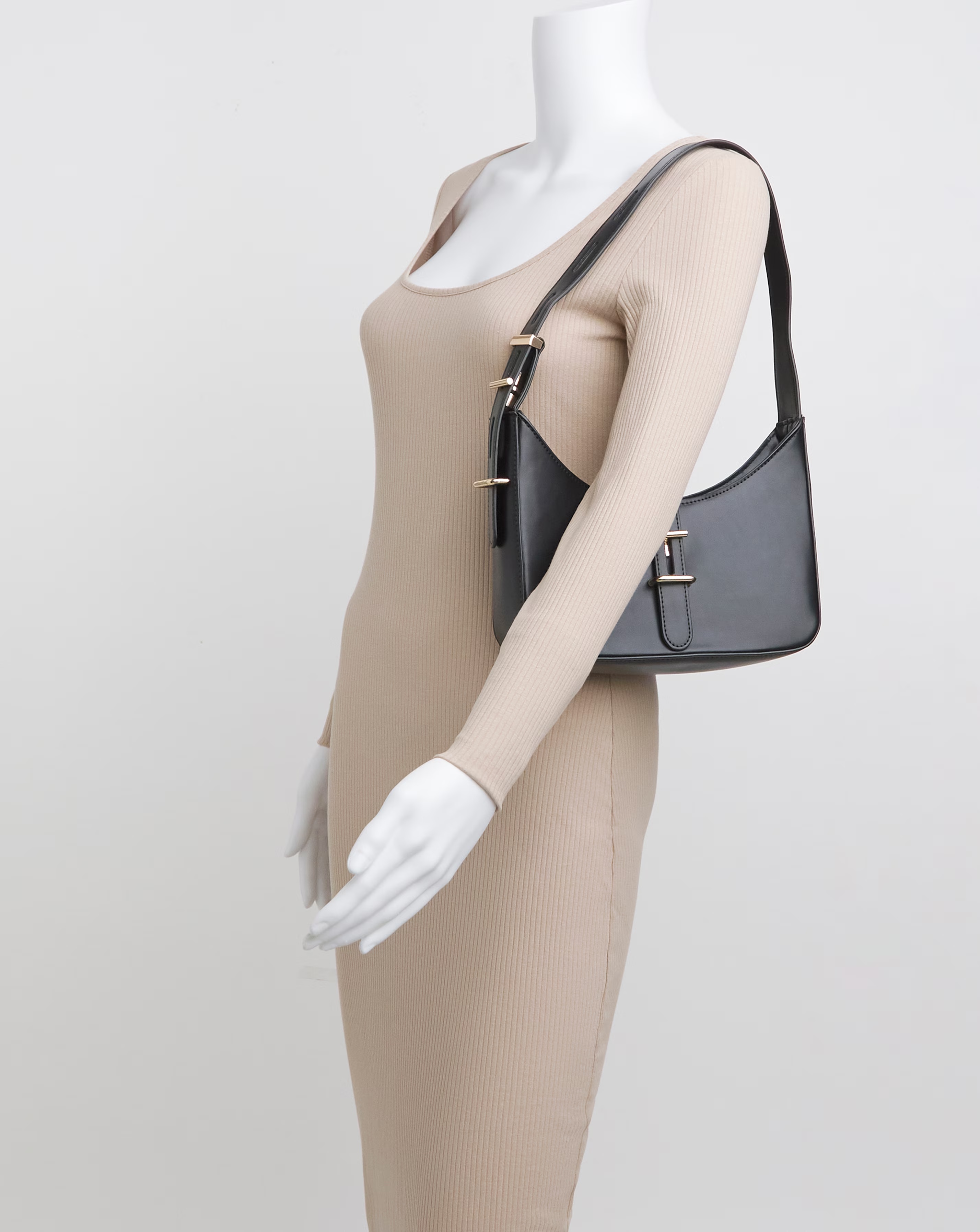 123321-buckle-detail-shoulder-bag-1.jpg