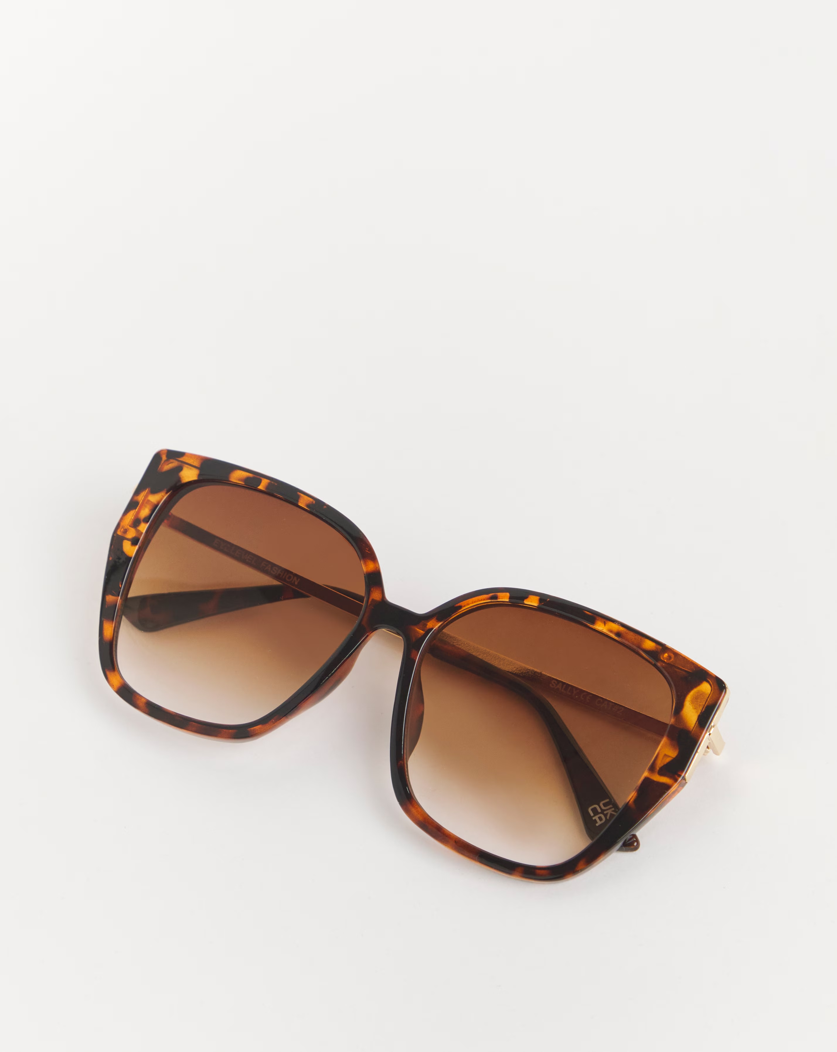 123448-sally-tortoiseshell-sunglasses-1.jpg