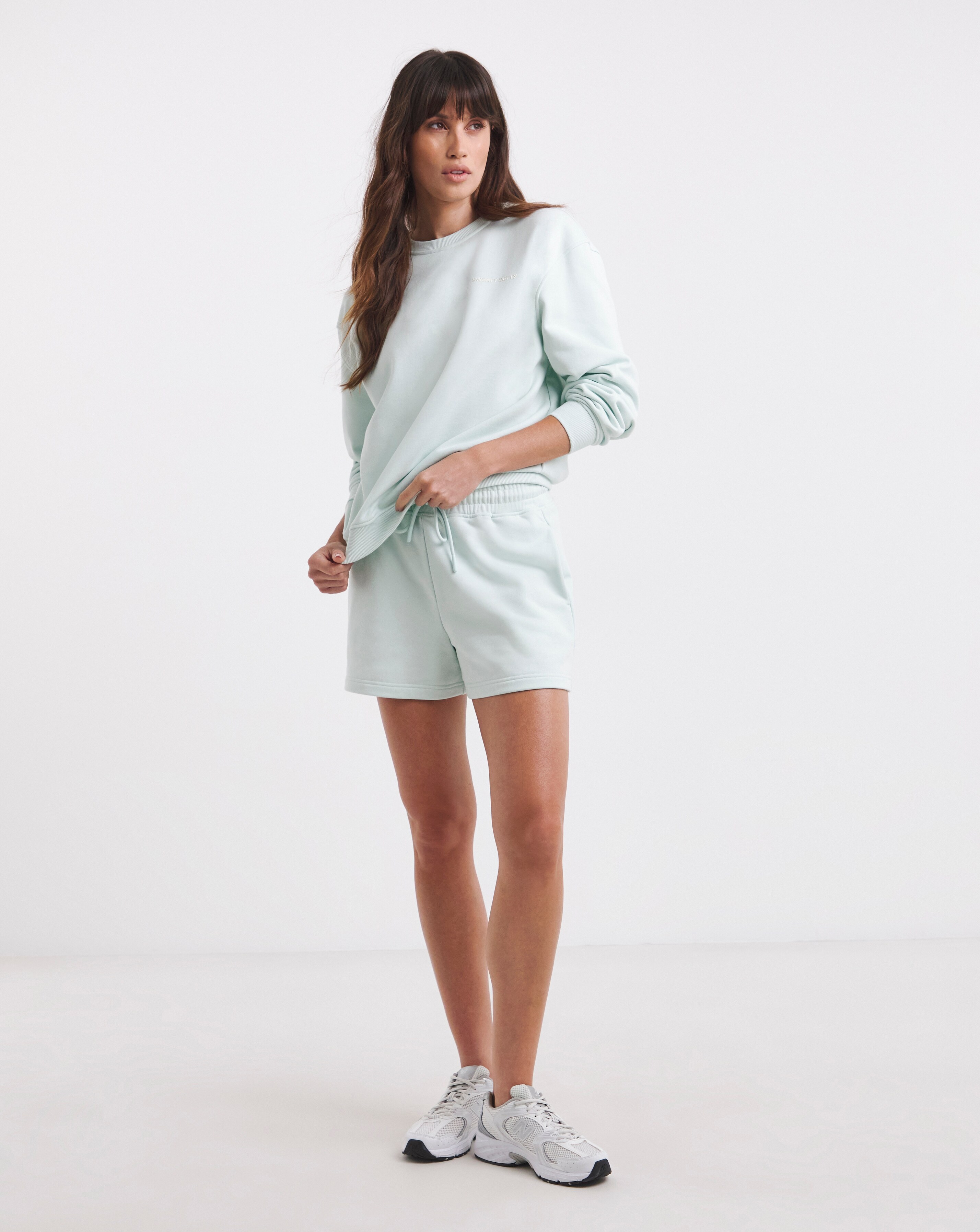 123733-sweaty-betty-revive-crew-neck-sweatshirt-1.webp