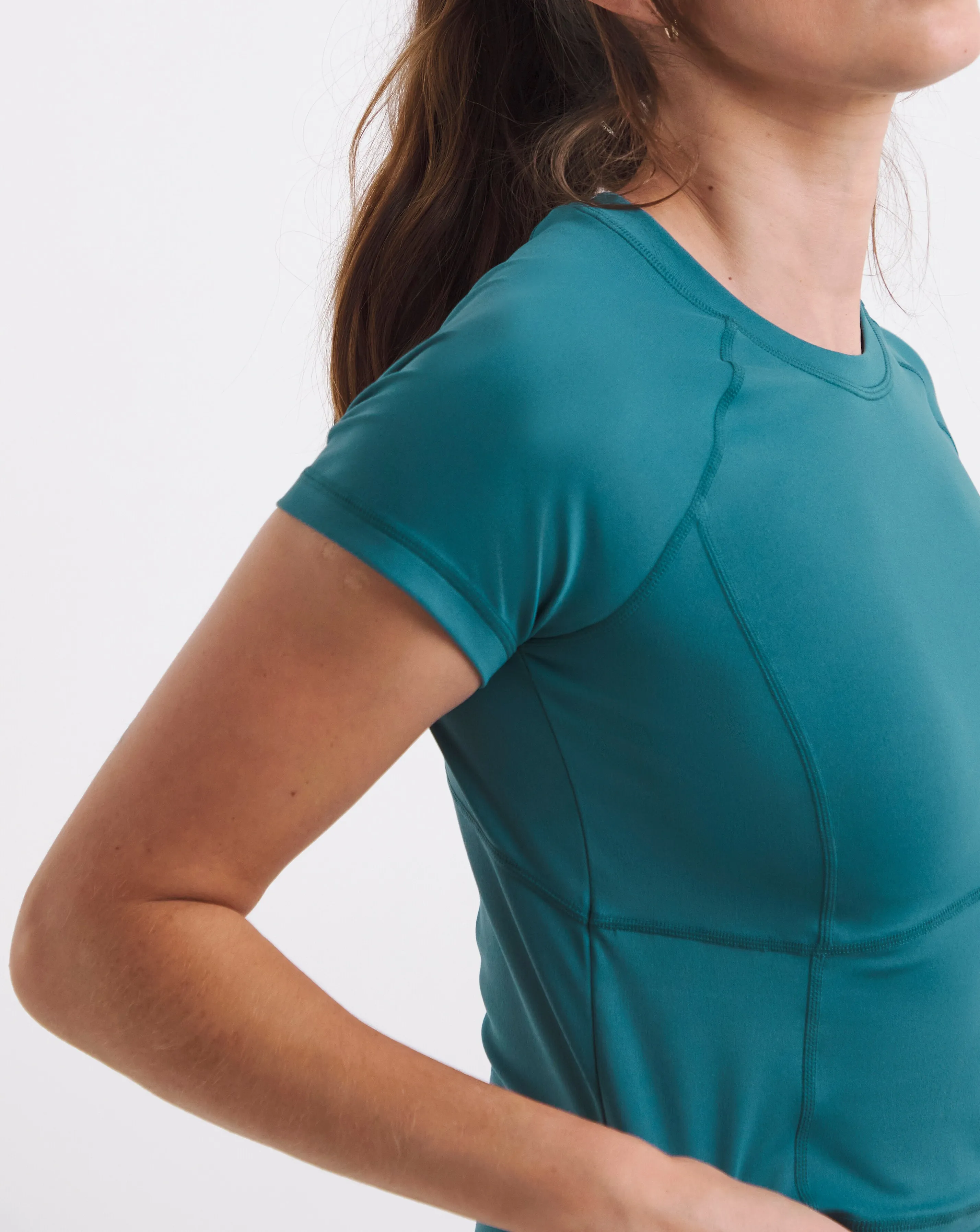 123760-sweaty-betty-all-day-active-cropped-t-shirt-1.webp