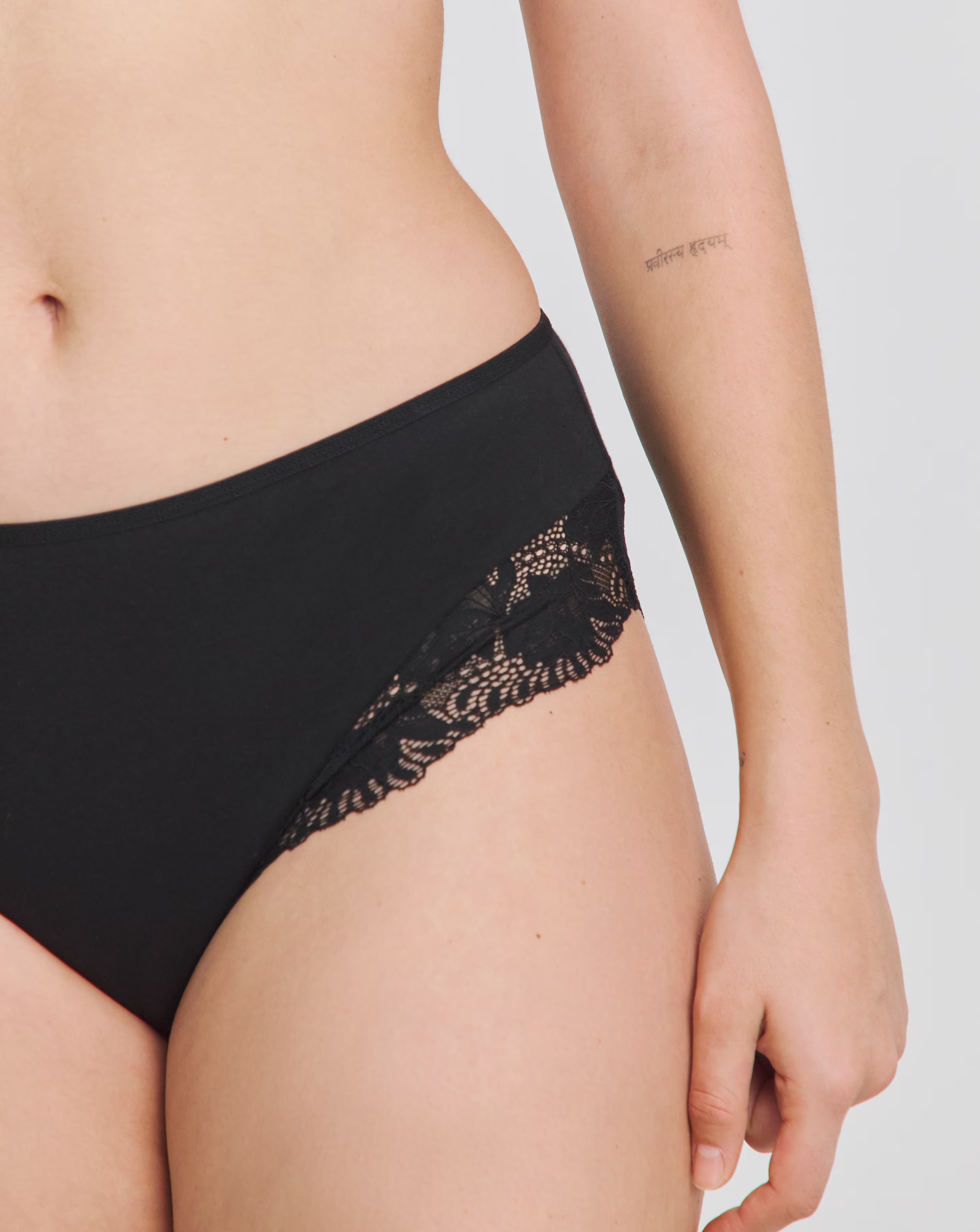 12385-pretty-secrets-5-pack-midi-brazilian-knickers-black-1.jpg