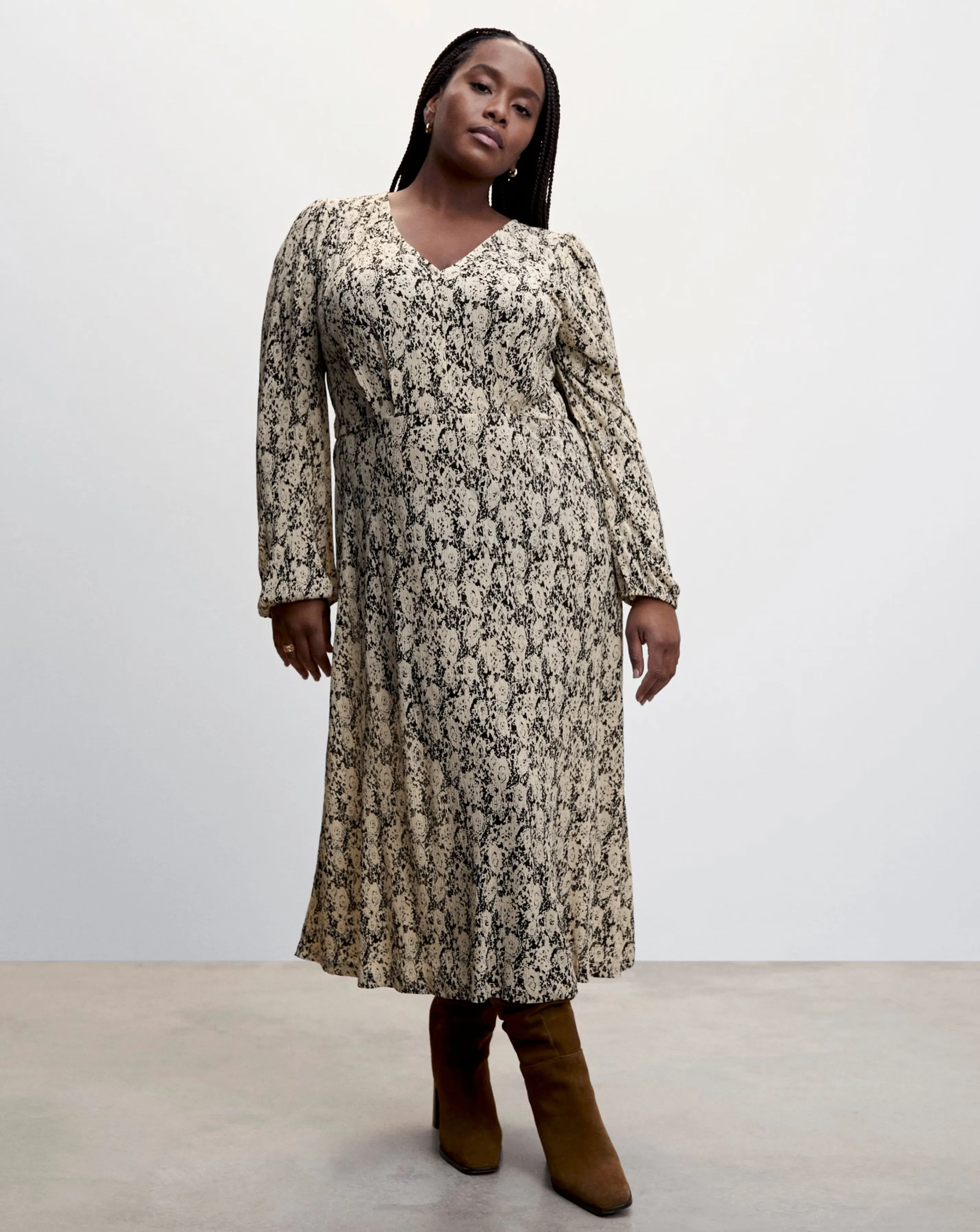 Mango Pomo V Neck Midi Dress 1 124651-mango-pomo-v-neck-midi-dress-1.webp