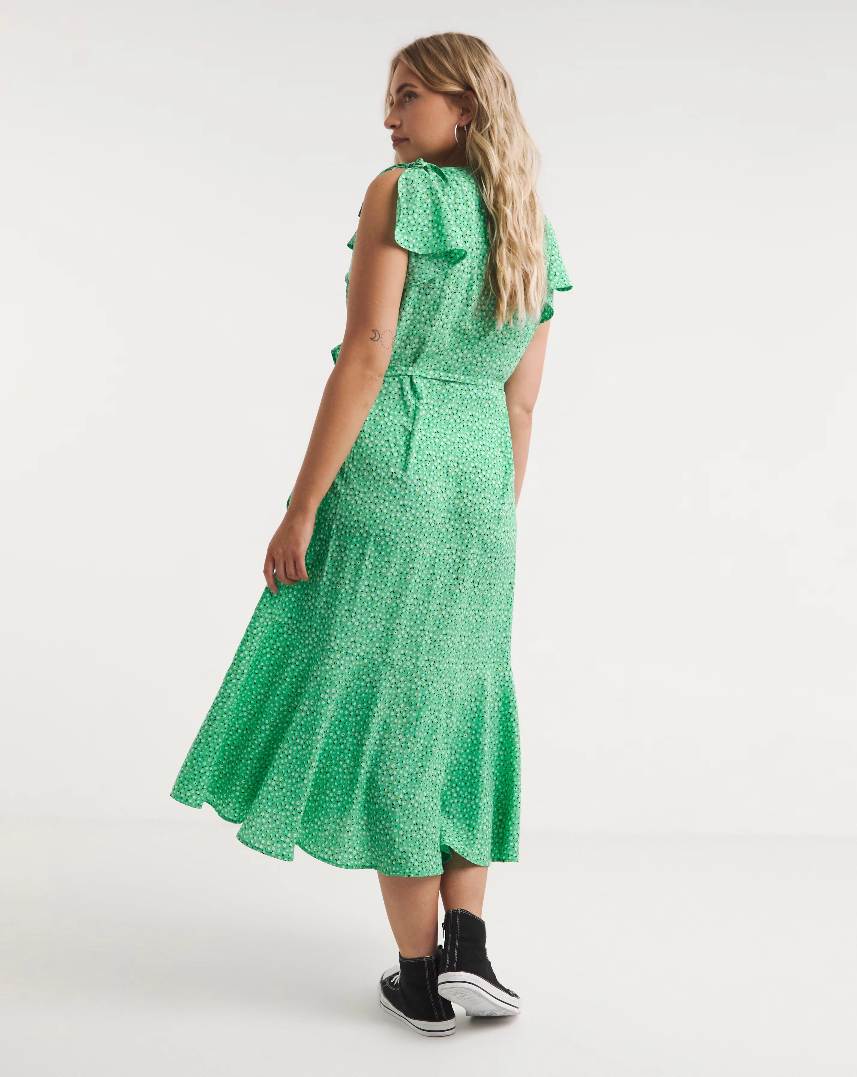 125224-joe-browns-francesca-fill-dress-1.webp