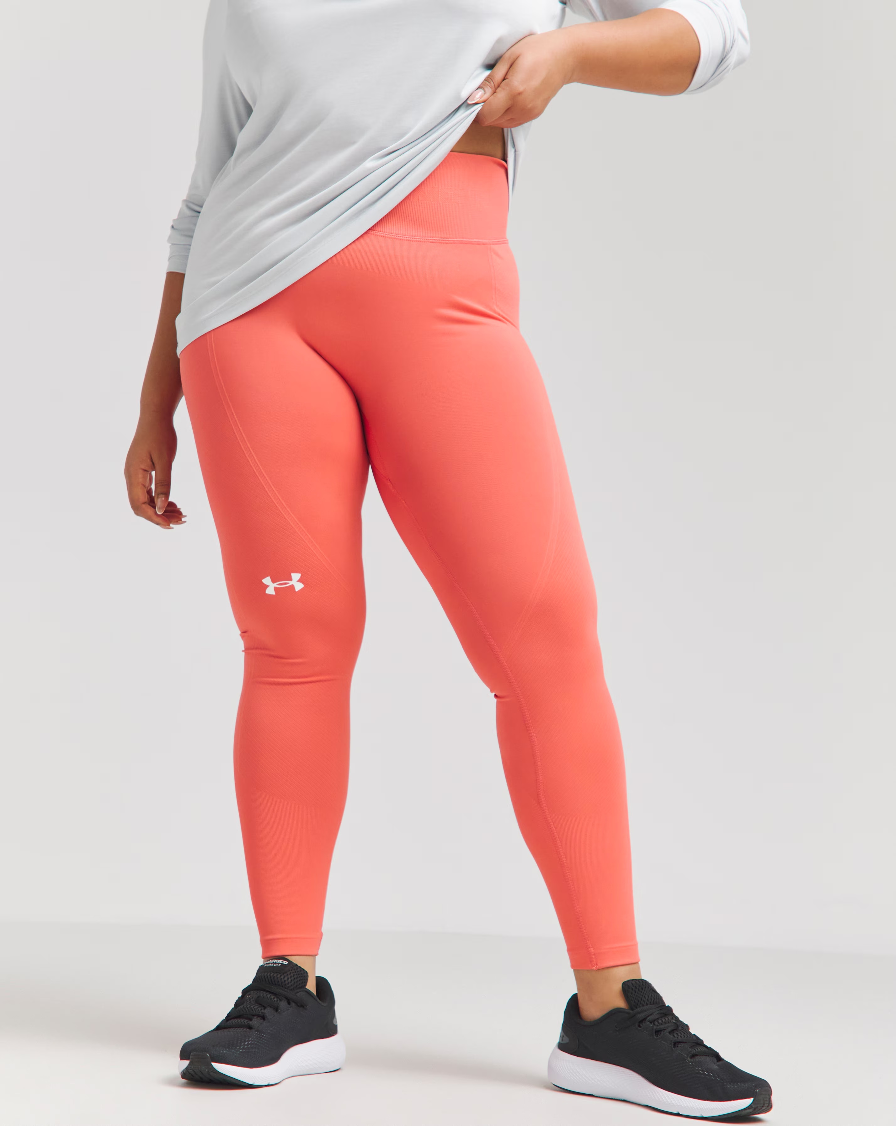 125340-under-armour-train-seamless-legging-1.jpg