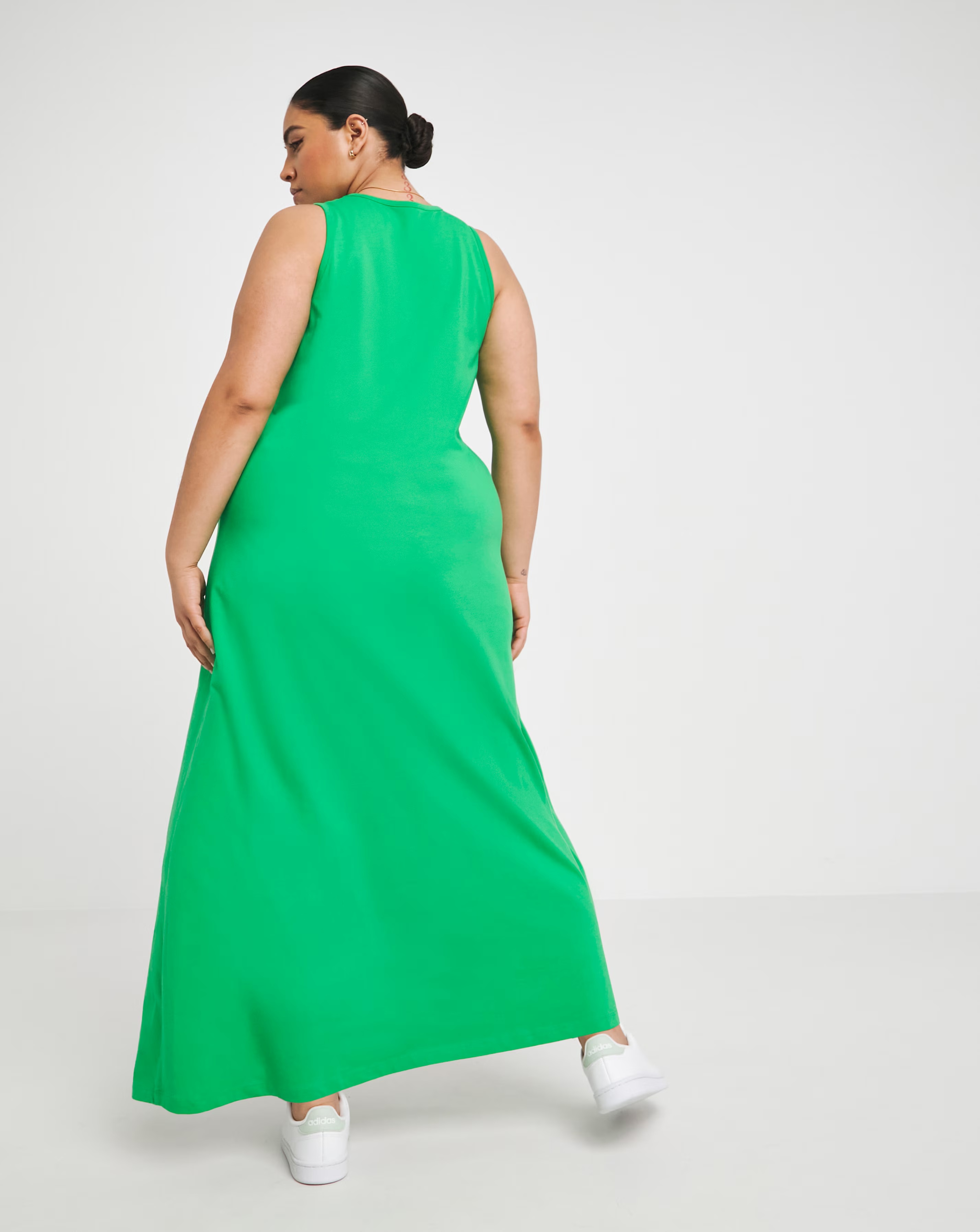 126075-green-cotton-jersey-sleeveless-maxi-dress-1.jpg