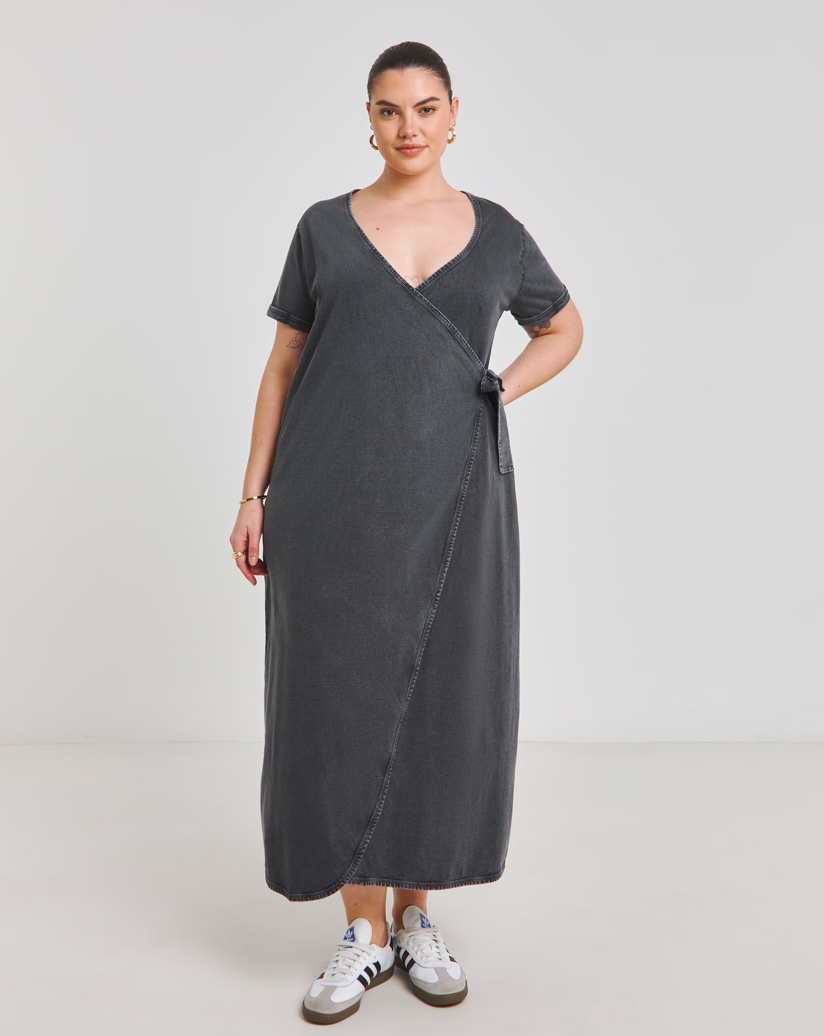 Acid Wash Cotton Jersey Short Sleeve Midi Dress 1 127926-acid-wash-cotton-jersey-short-sleeve-midi-dress-1.jpg