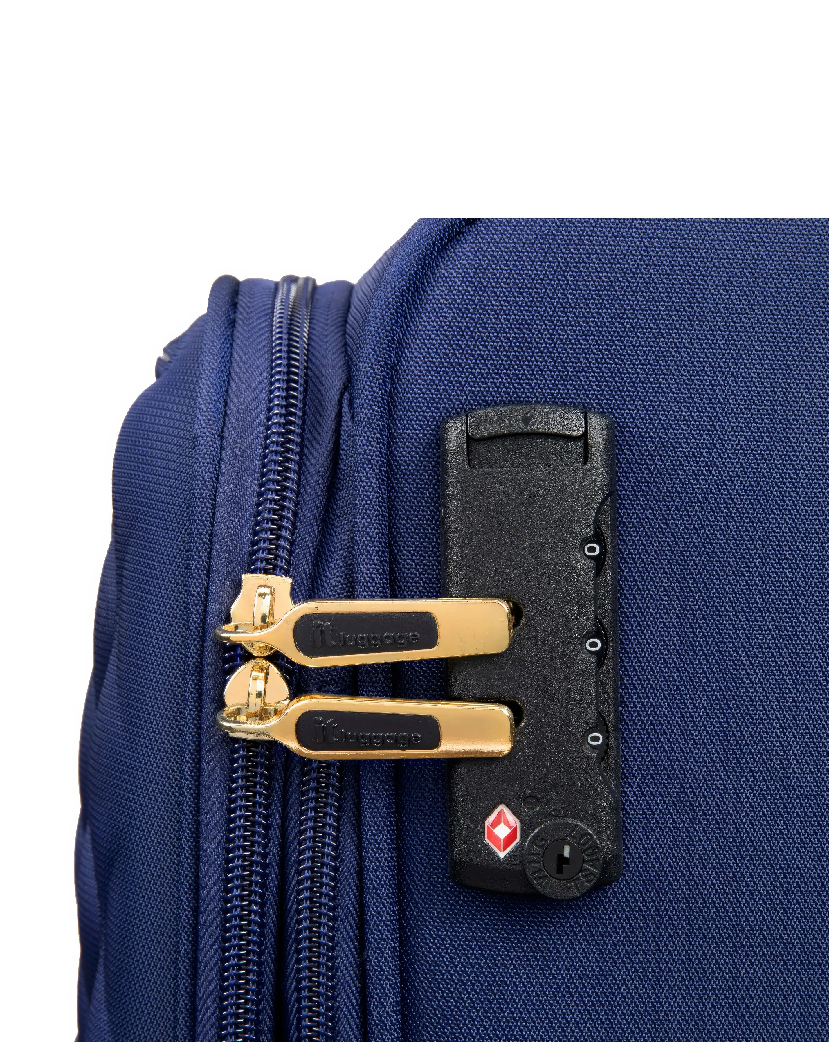 128560-it-luggage-glimmering-3pc-suitcase-set-1.jpg