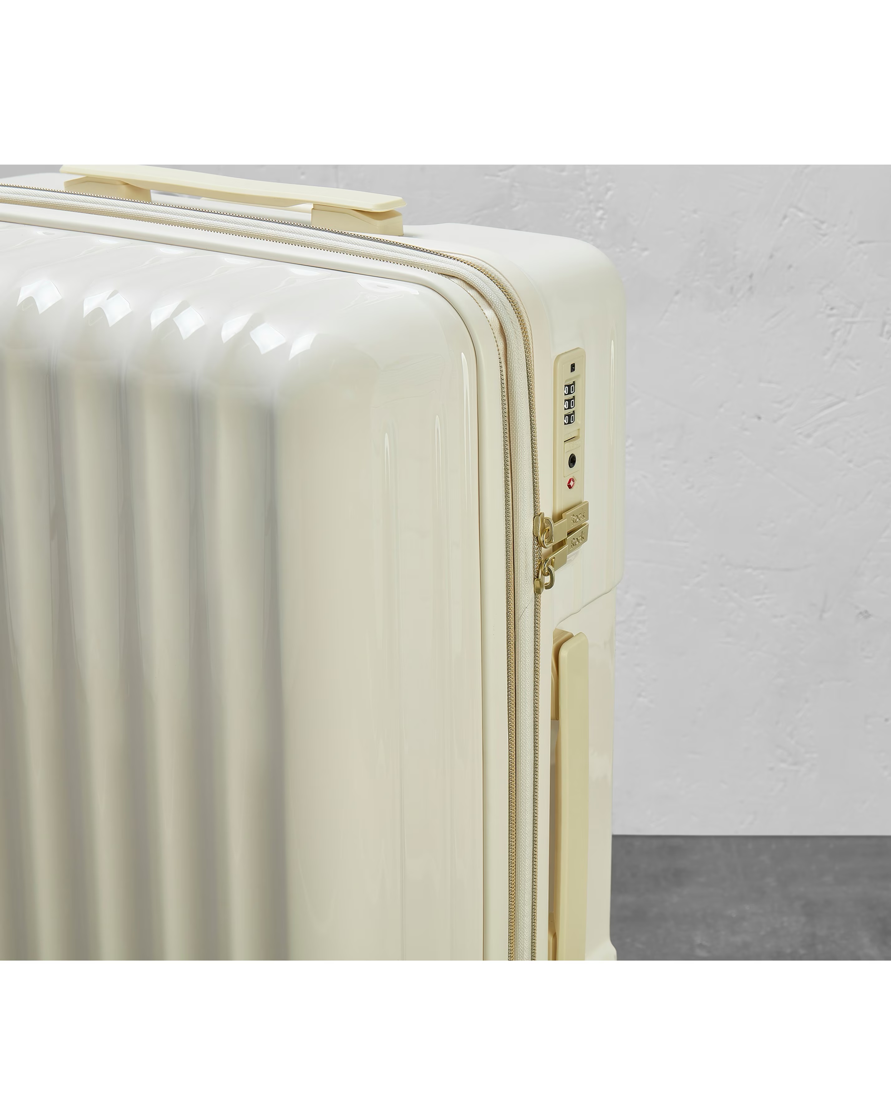 128571-rock-primrose-medium-suitcase-1.jpg