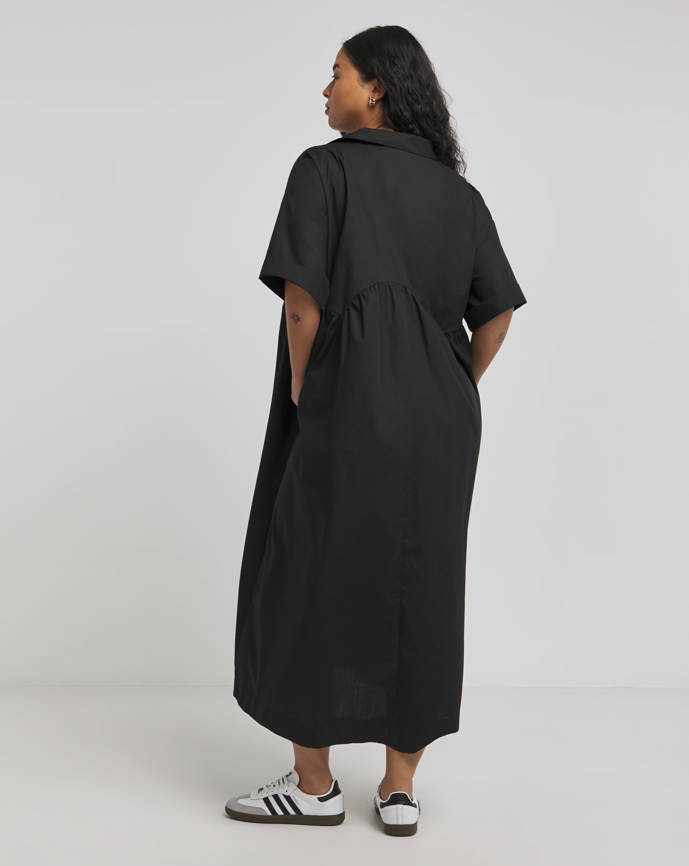 130327-black-cotton-collared-midi-dress-with-pockets-1.jpg