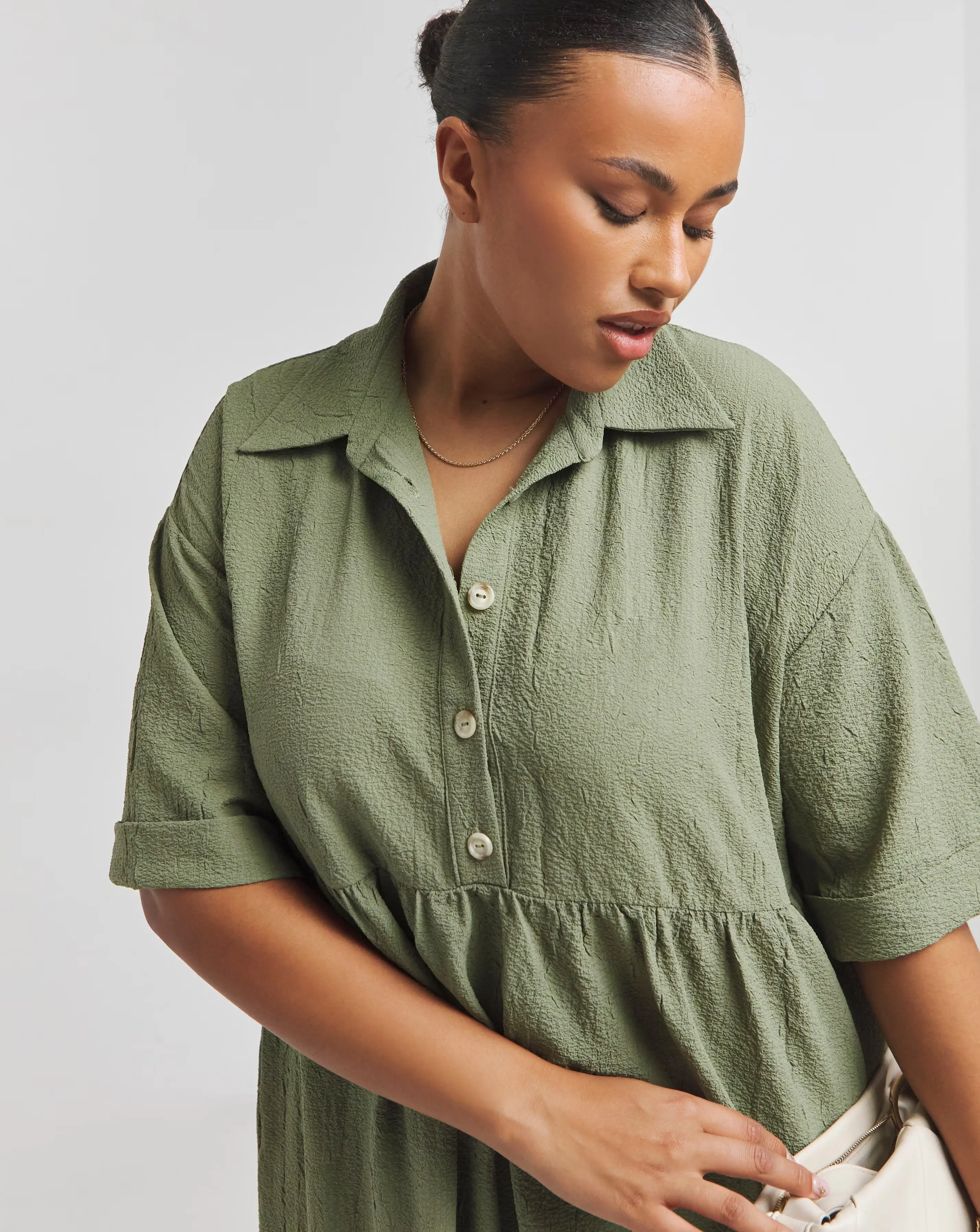 130340-khaki-utility-midi-shirt-dress-with-pockets-1.webp