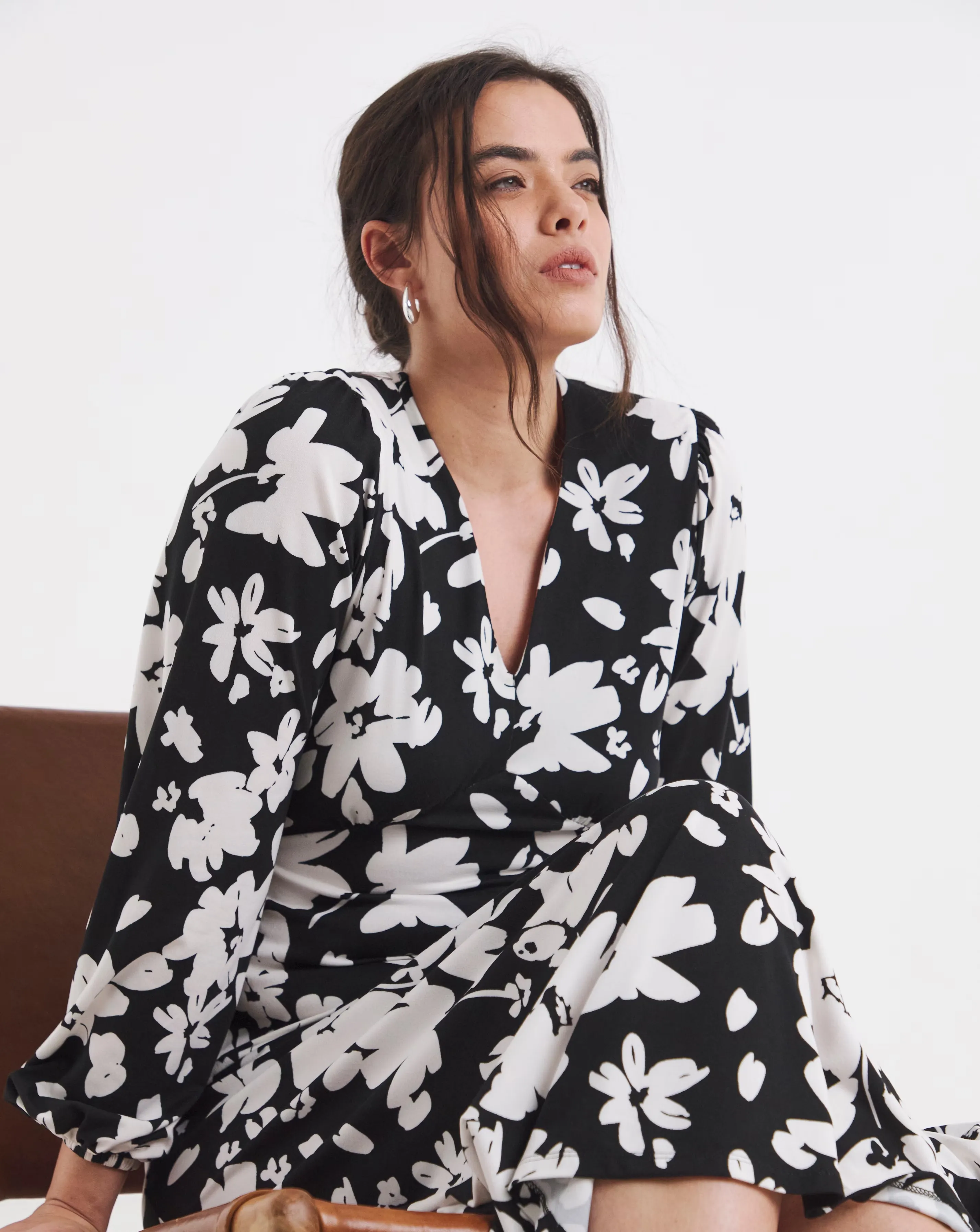 Mono Floral Print Supersoft Midi Dress 1 130483-mono-floral-print-supersoft-midi-dress-1.webp