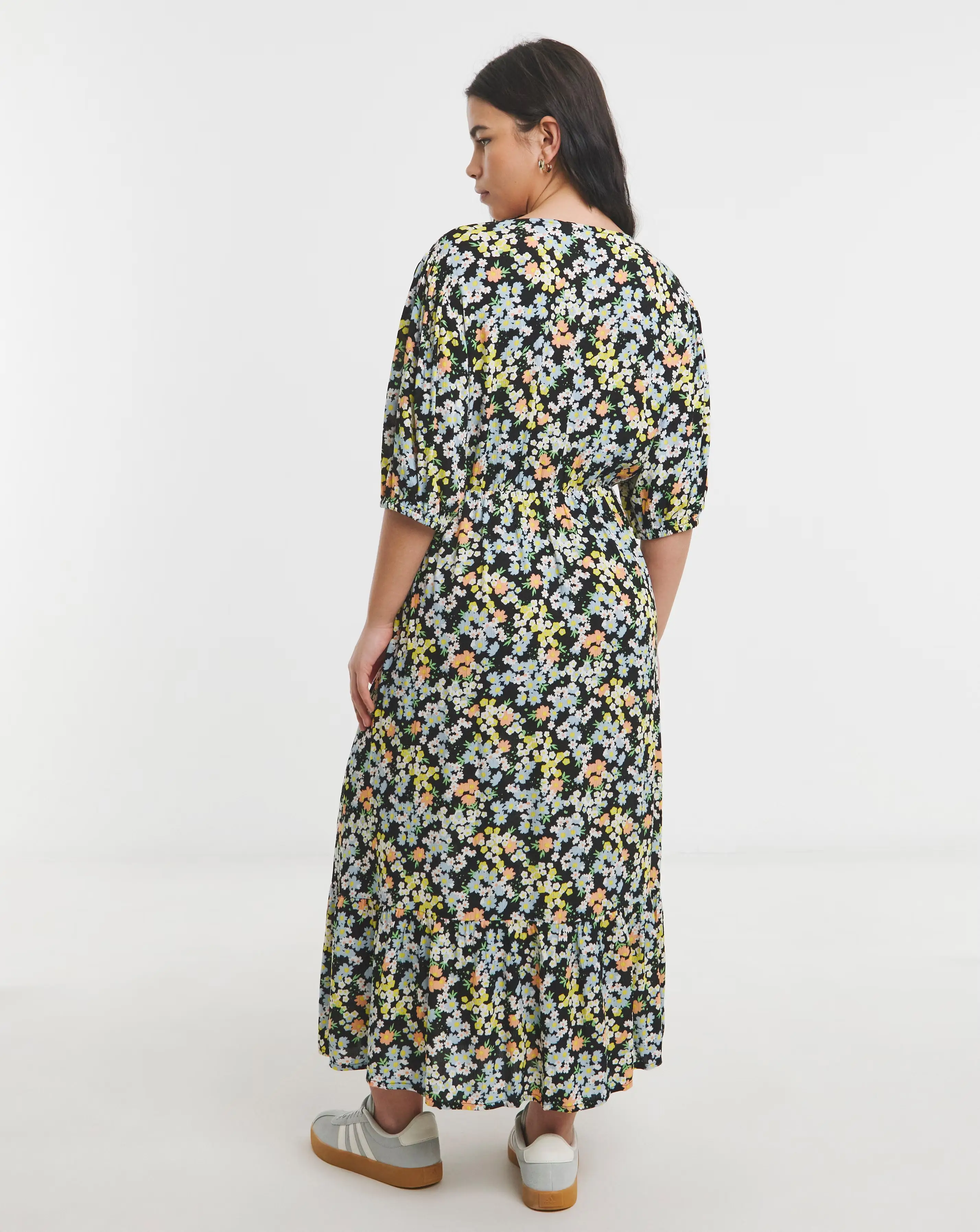 130930-simply-be-ditsy-print-crinkle-wrap-midi-dress-1.webp