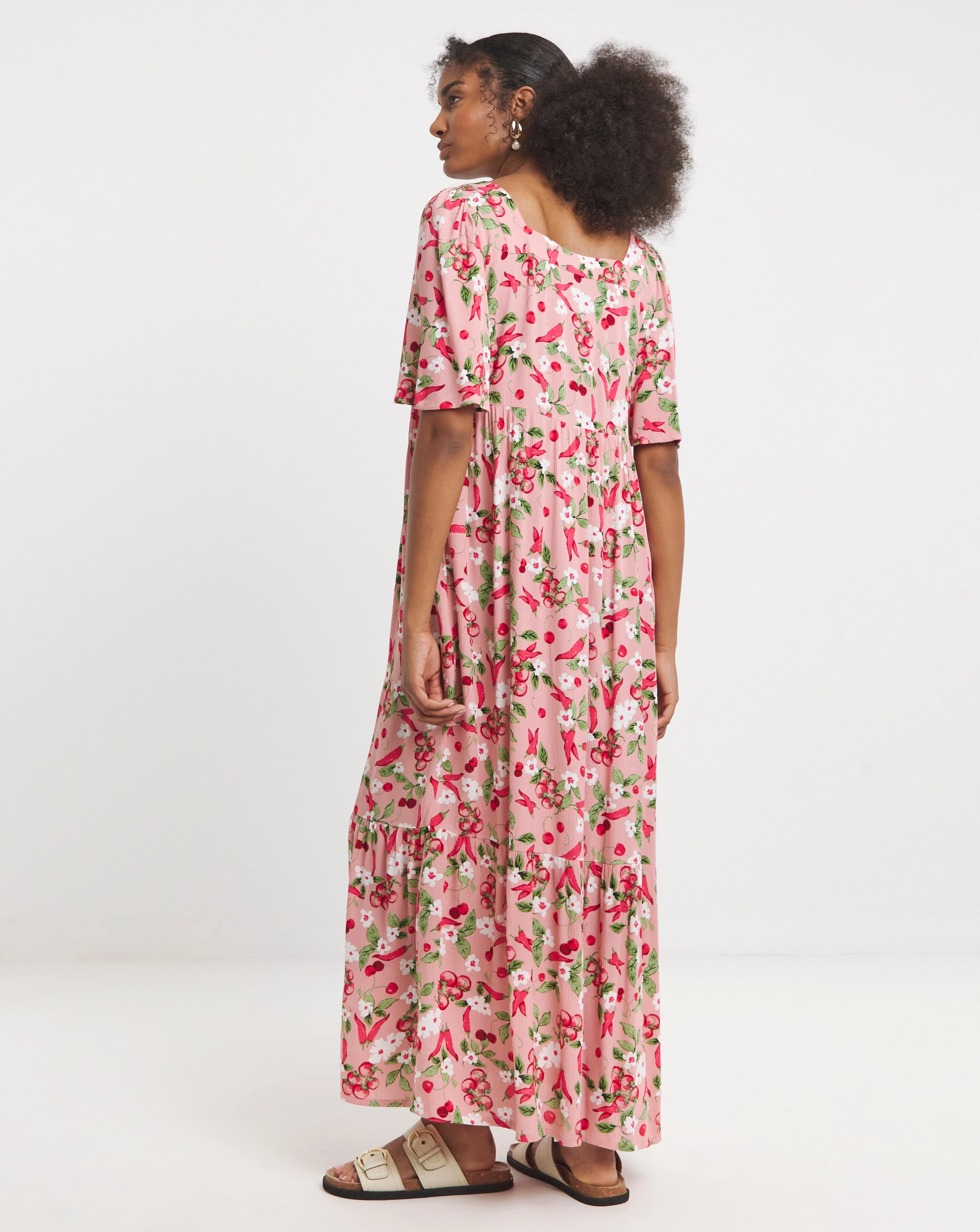 131620-simply-be-pink-print-crinkle-button-through-maxi-dress-1.webp
