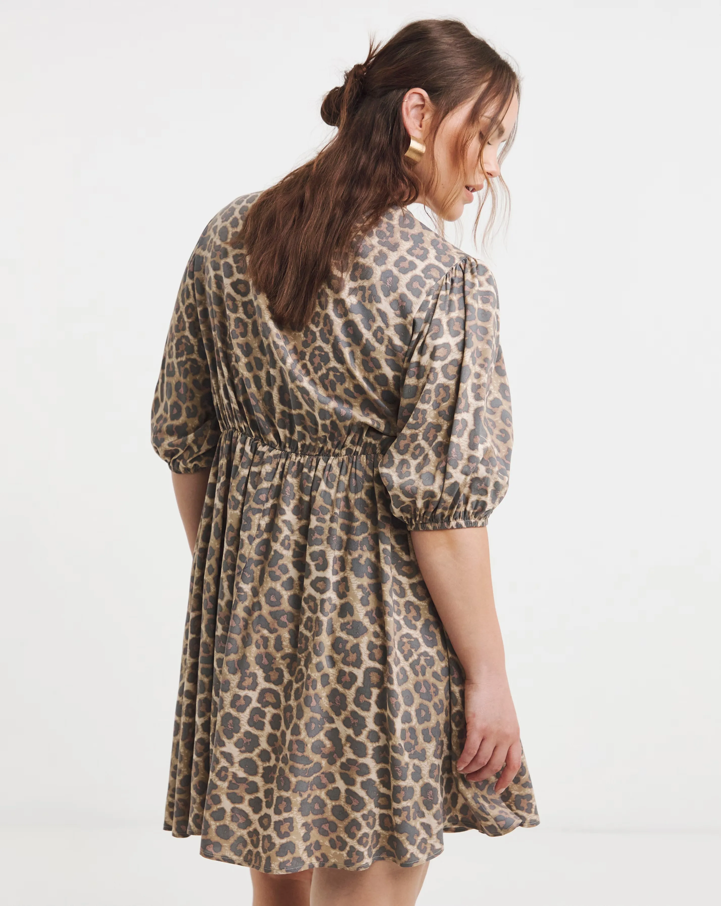131852-simply-be-leopard-print-button-through-viscose-skater-dress-1.webp