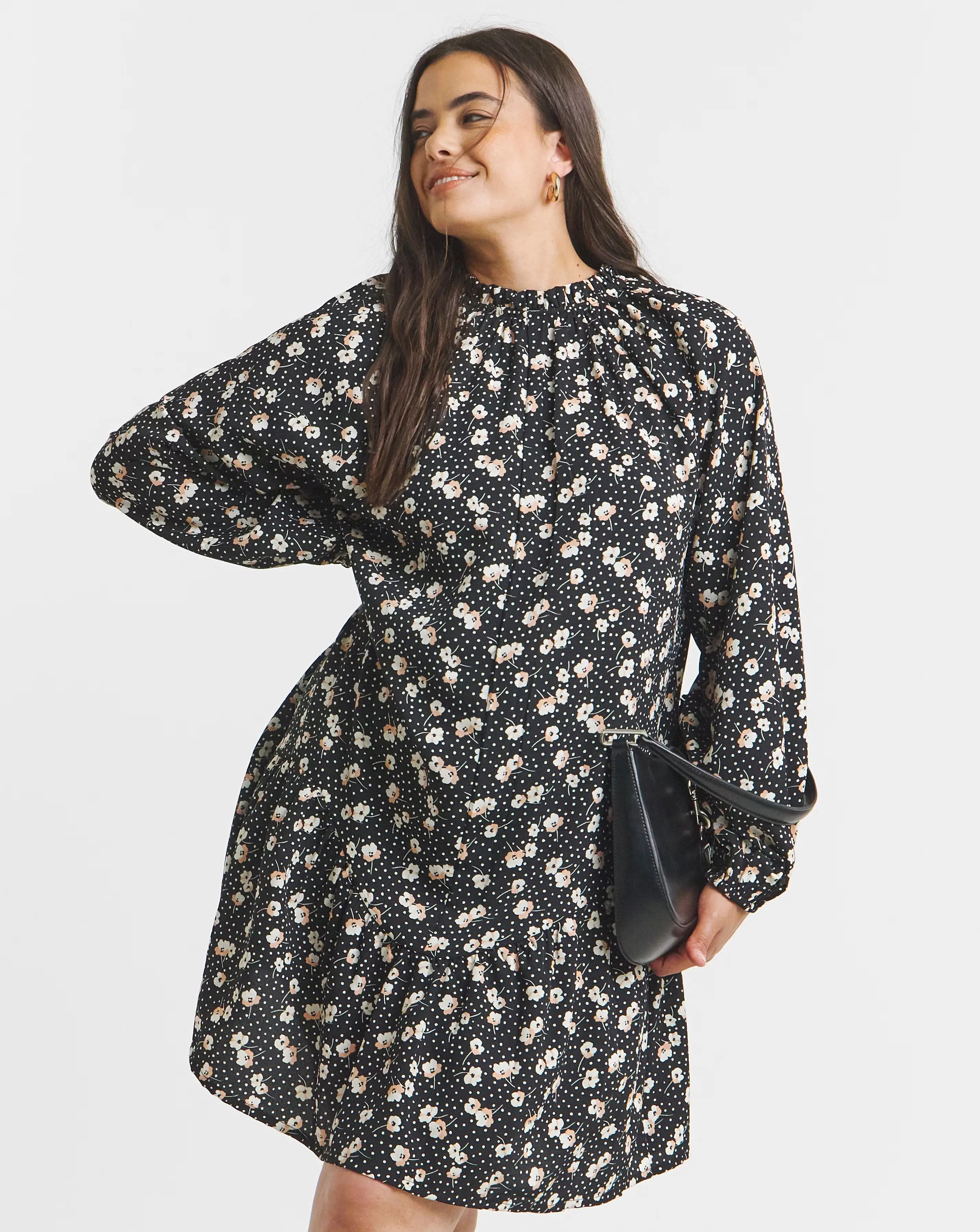 132286-simply-be-ditsy-print-drop-waist-smock-dress-1.webp