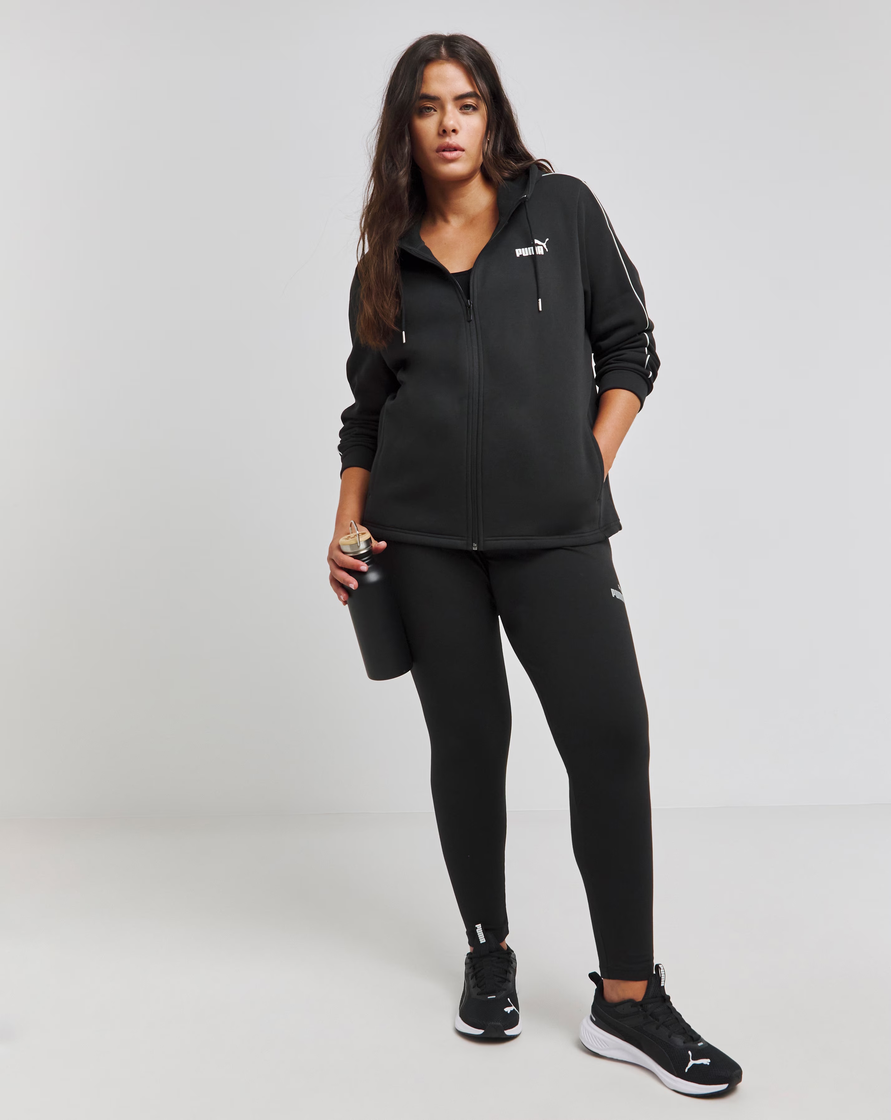 132944-puma-metallic-tracksuit-1.jpg