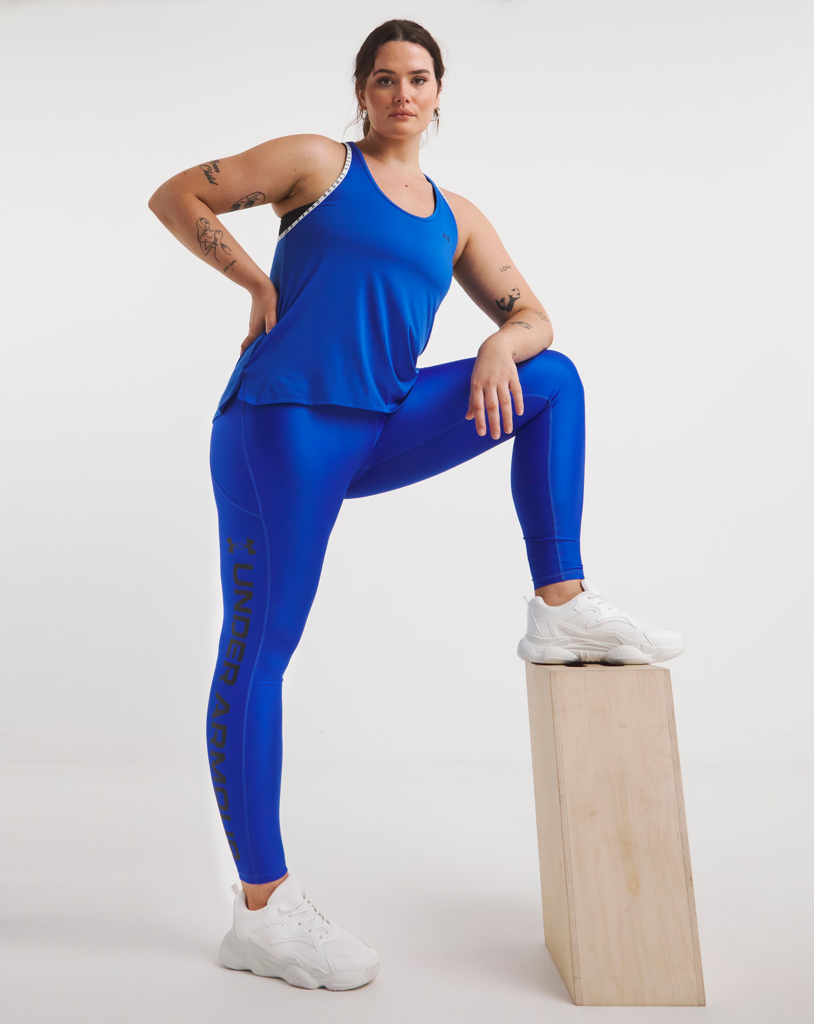 133138-under-armour-branded-legging-1.jpg