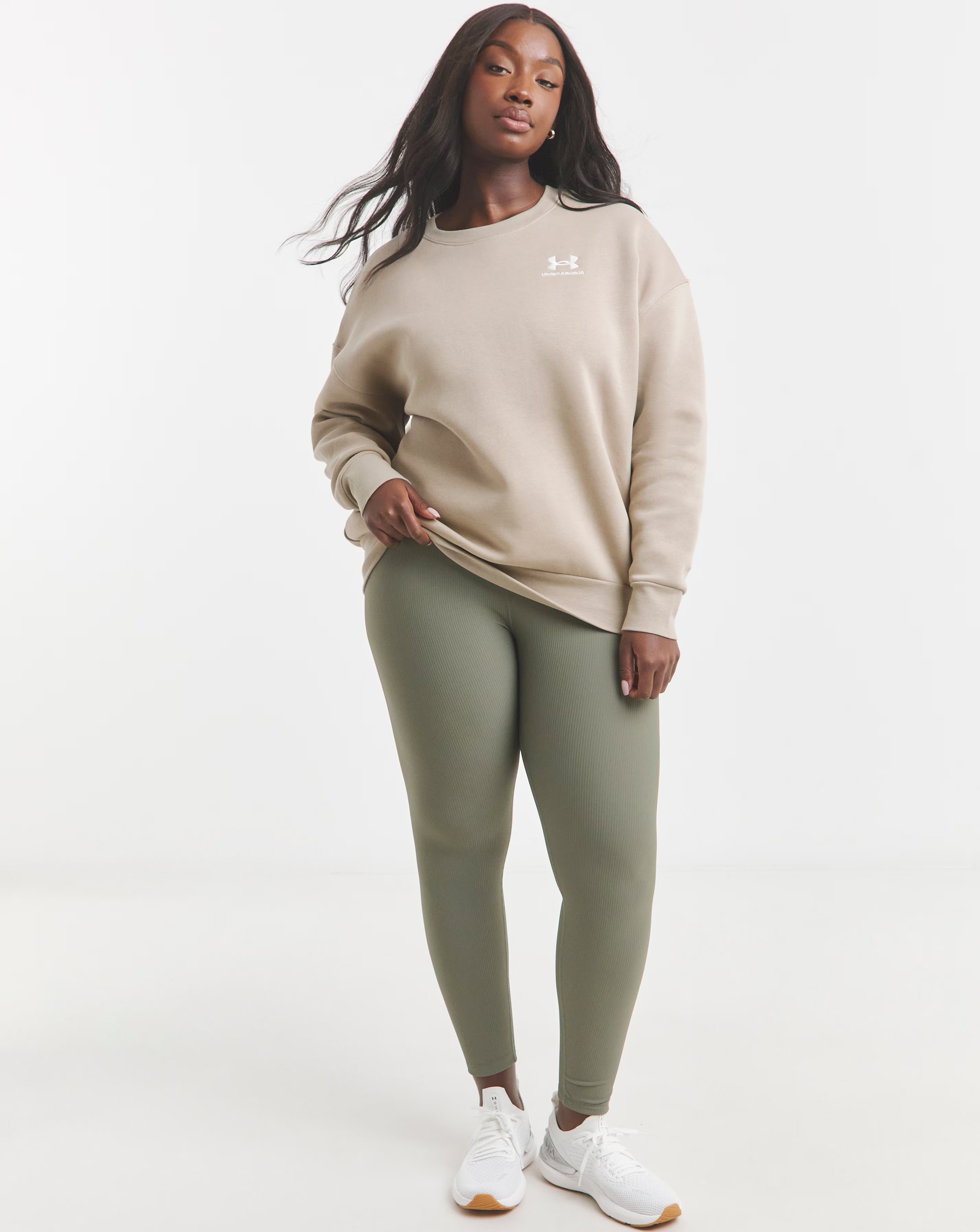 133947-under-armour-icon-fleece-oversized-crew-1.webp
