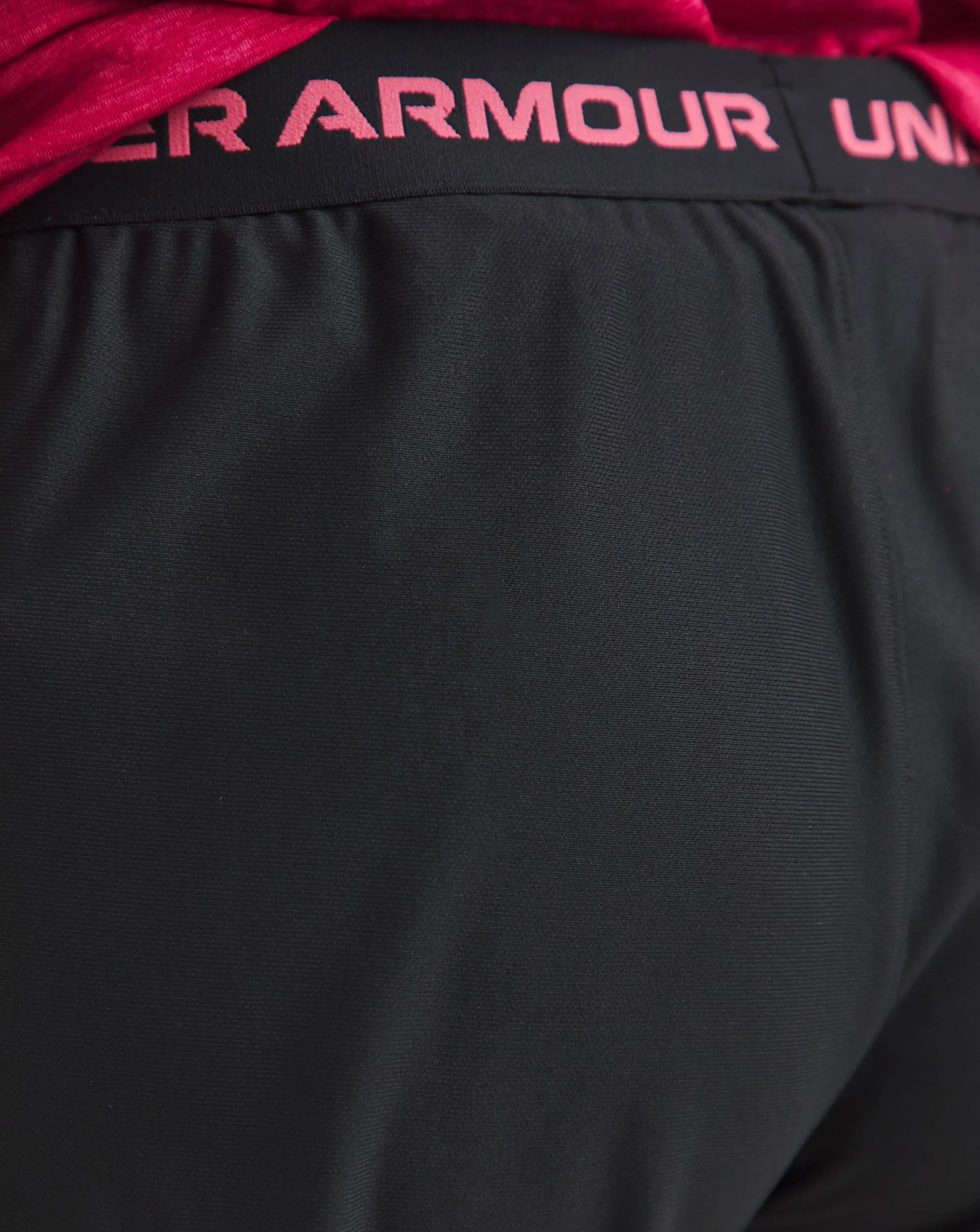134208-under-armour-tech-play-up-shorts-1.jpg
