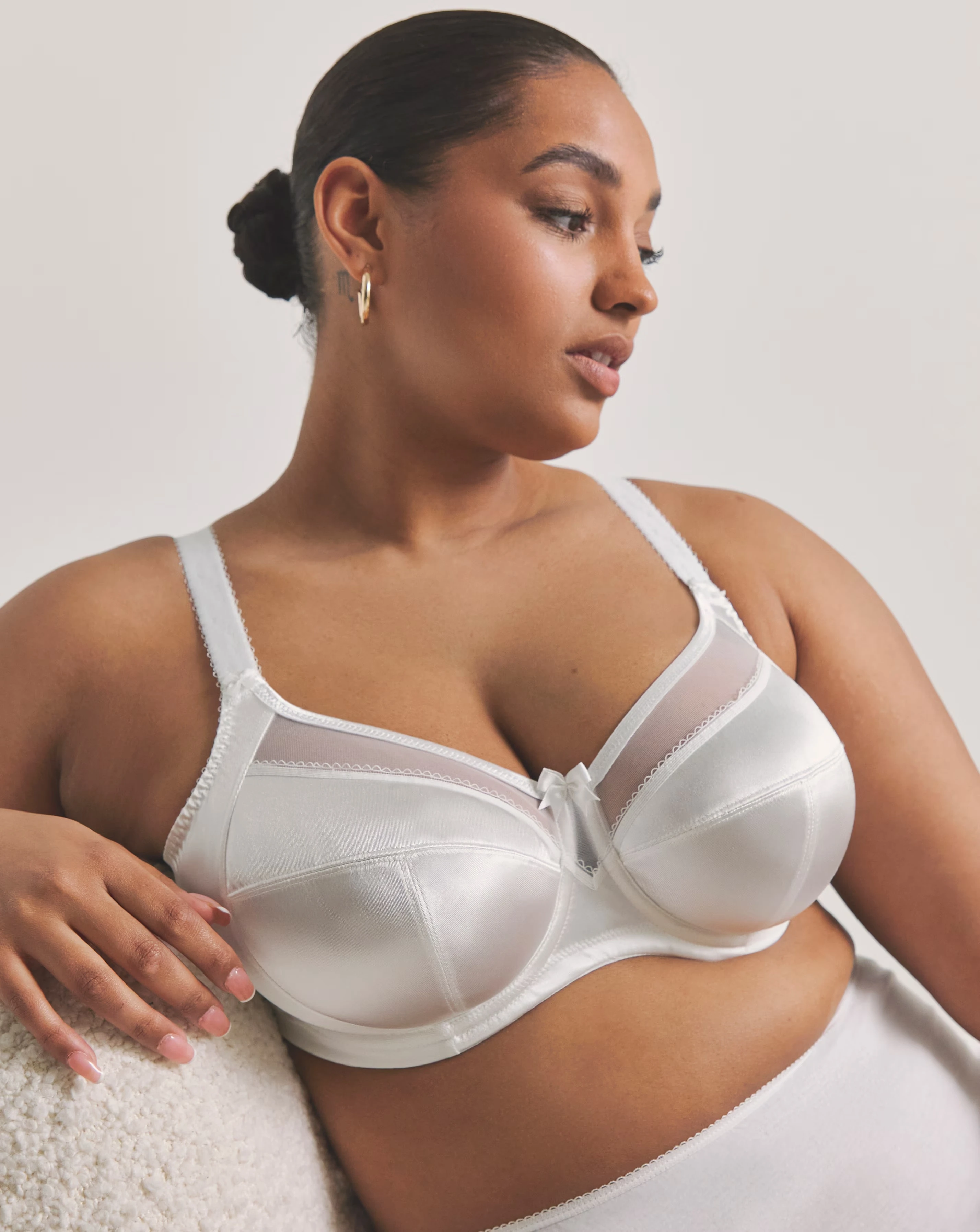 Goddess Keira Full Cup Wired Bra White 1 134983-goddess-keira-full-cup-wired-bra-white-1.webp
