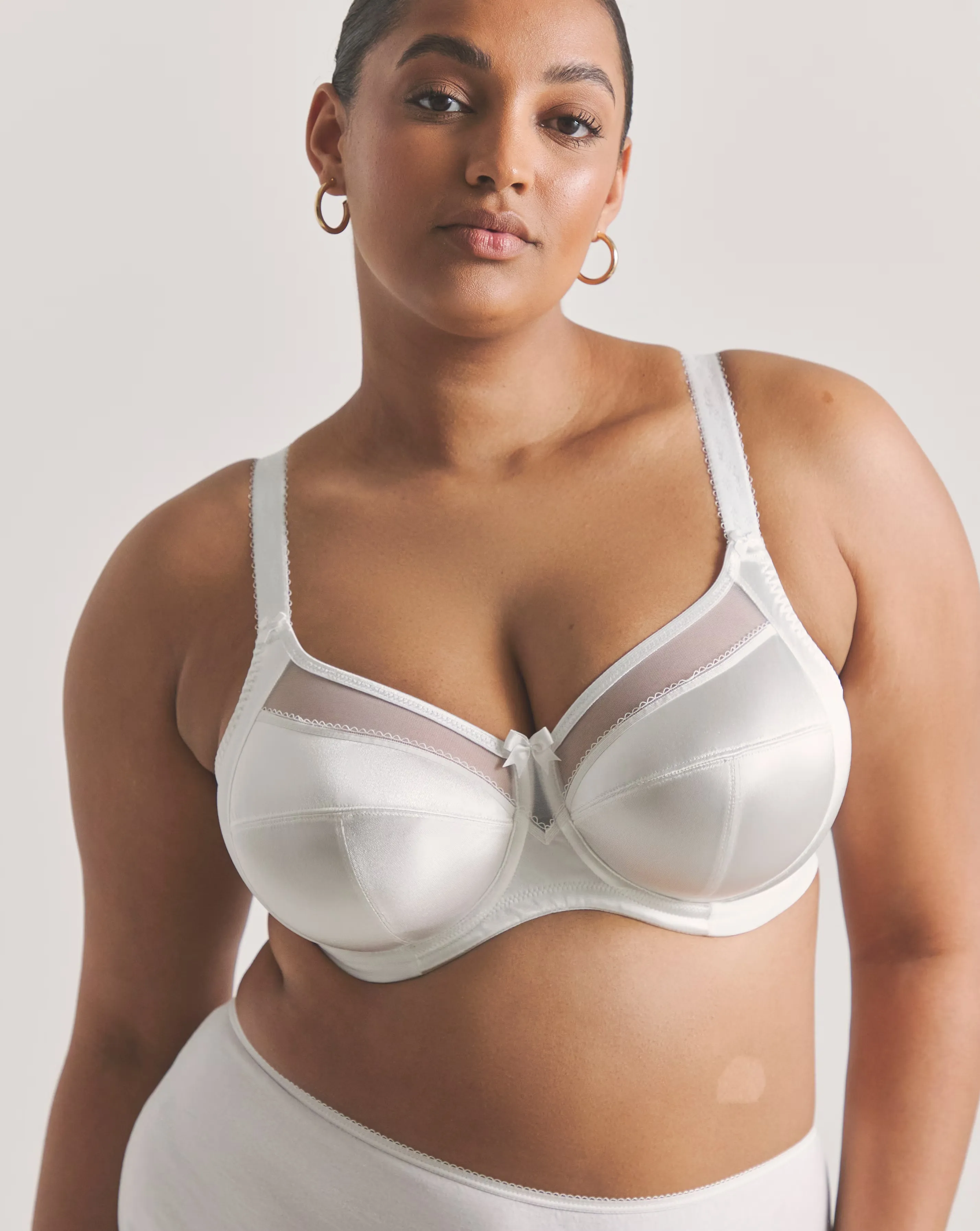 134983-goddess-keira-full-cup-wired-bra-white-1.webp