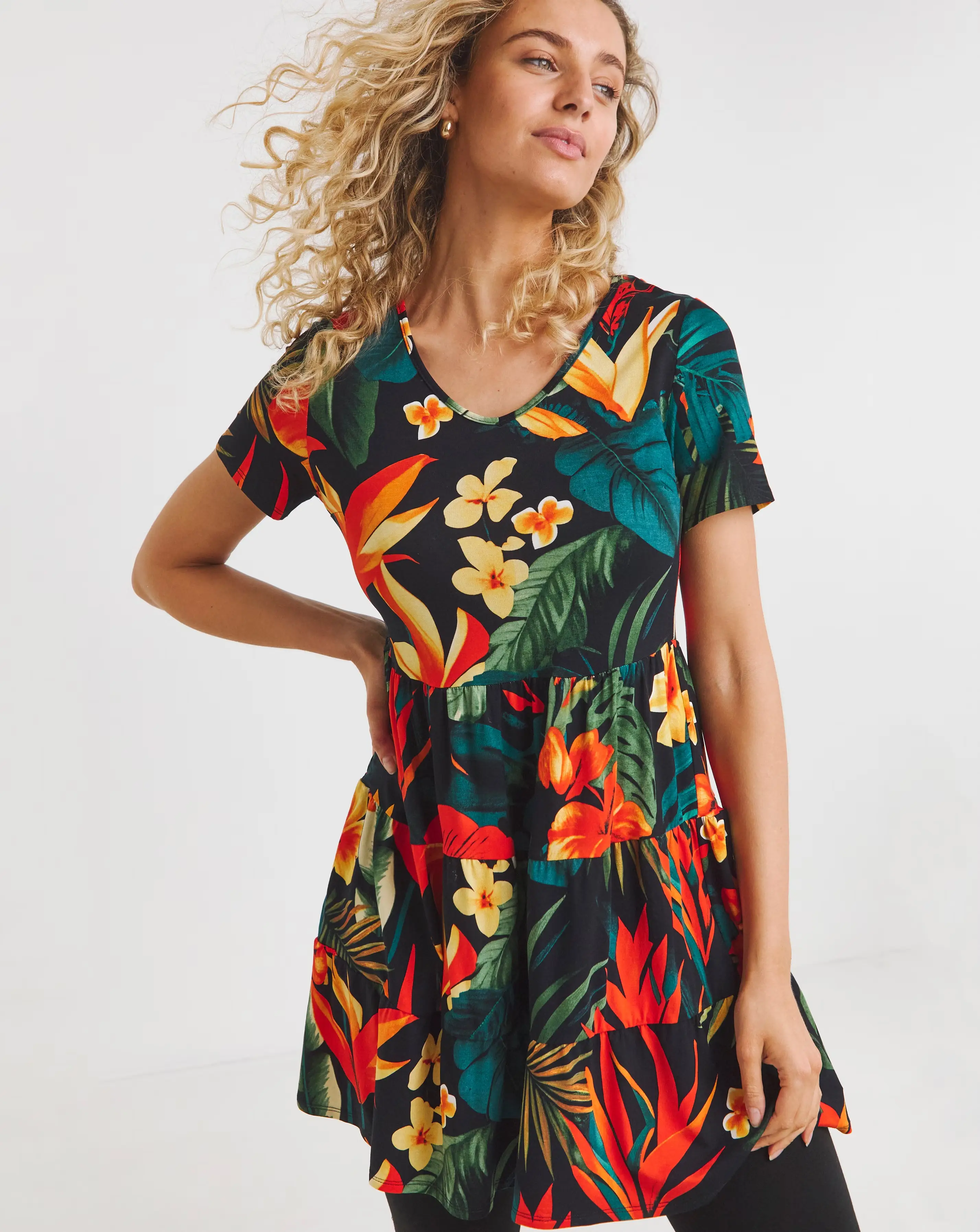 Joe Browns Tiered Tropical Jersey Tunic 1 137040-joe-browns-tiered-tropical-jersey-tunic-1.webp