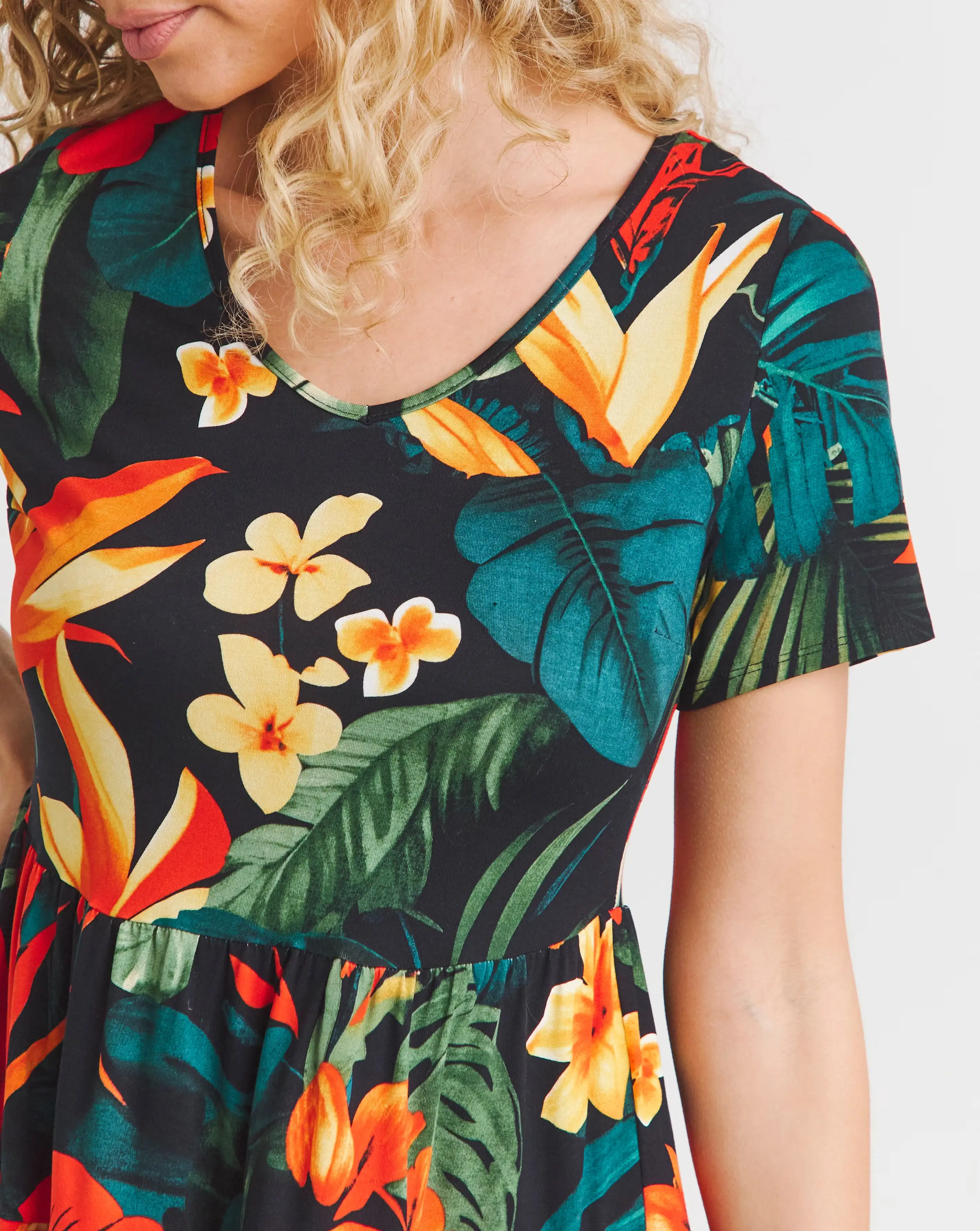 137040-joe-browns-tiered-tropical-jersey-tunic-1.webp