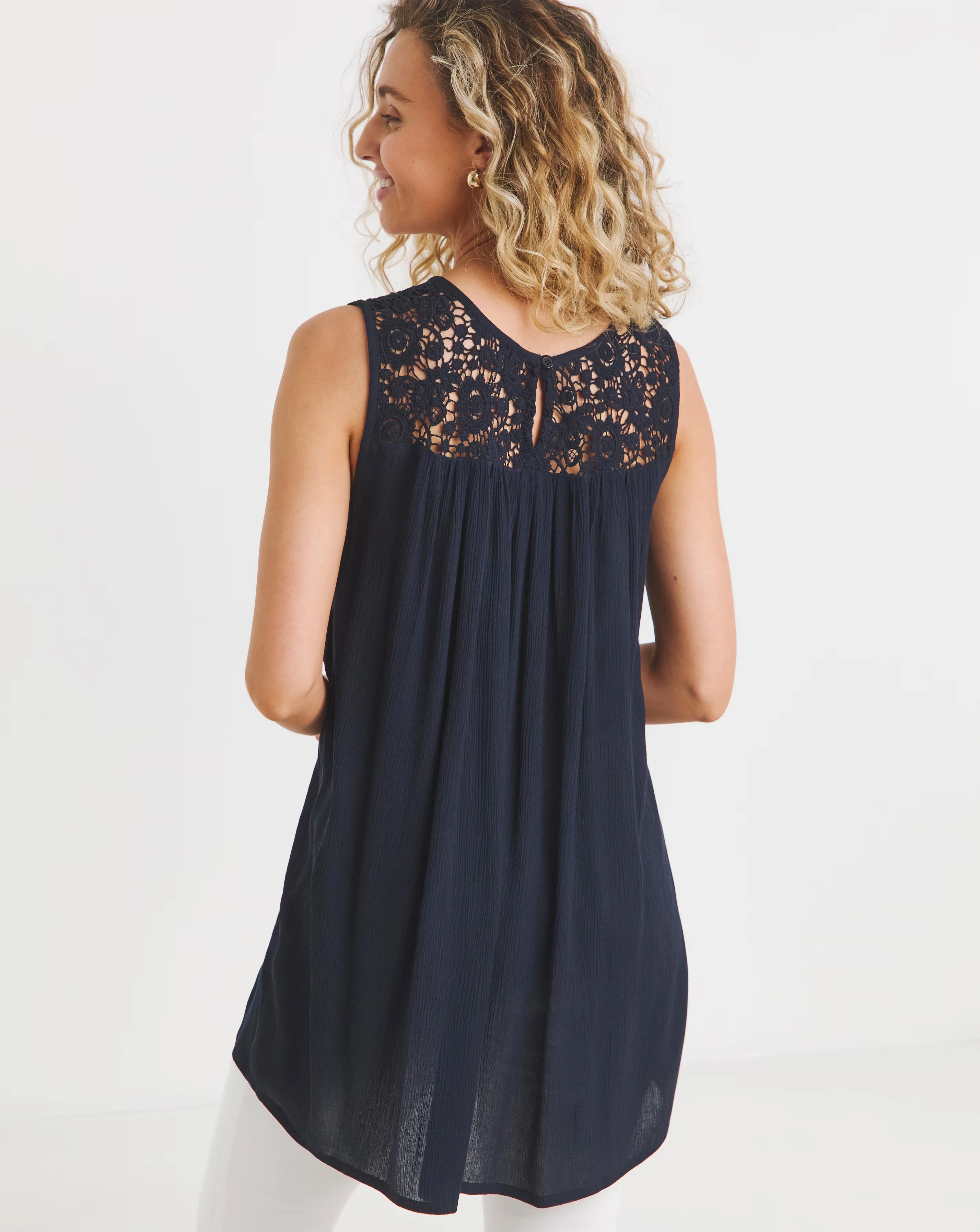 137105-joe-browns-summer-essential-tunic-1.webp