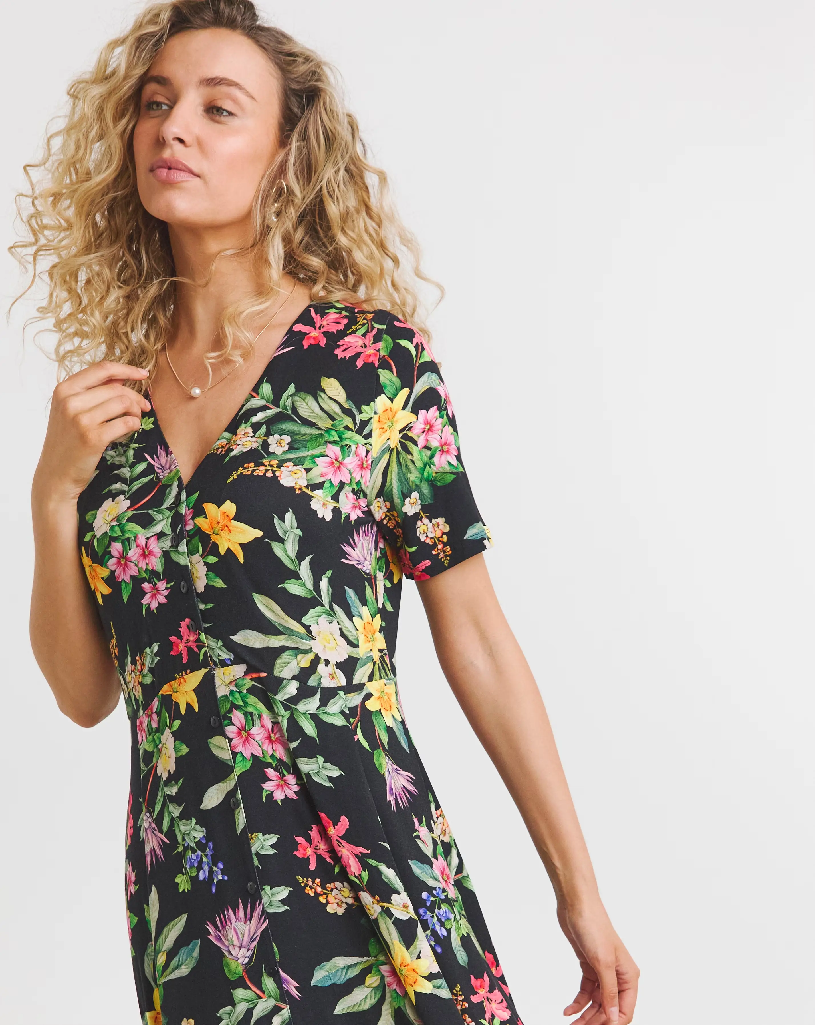 137531-joe-browns-floral-tea-dress-1.webp