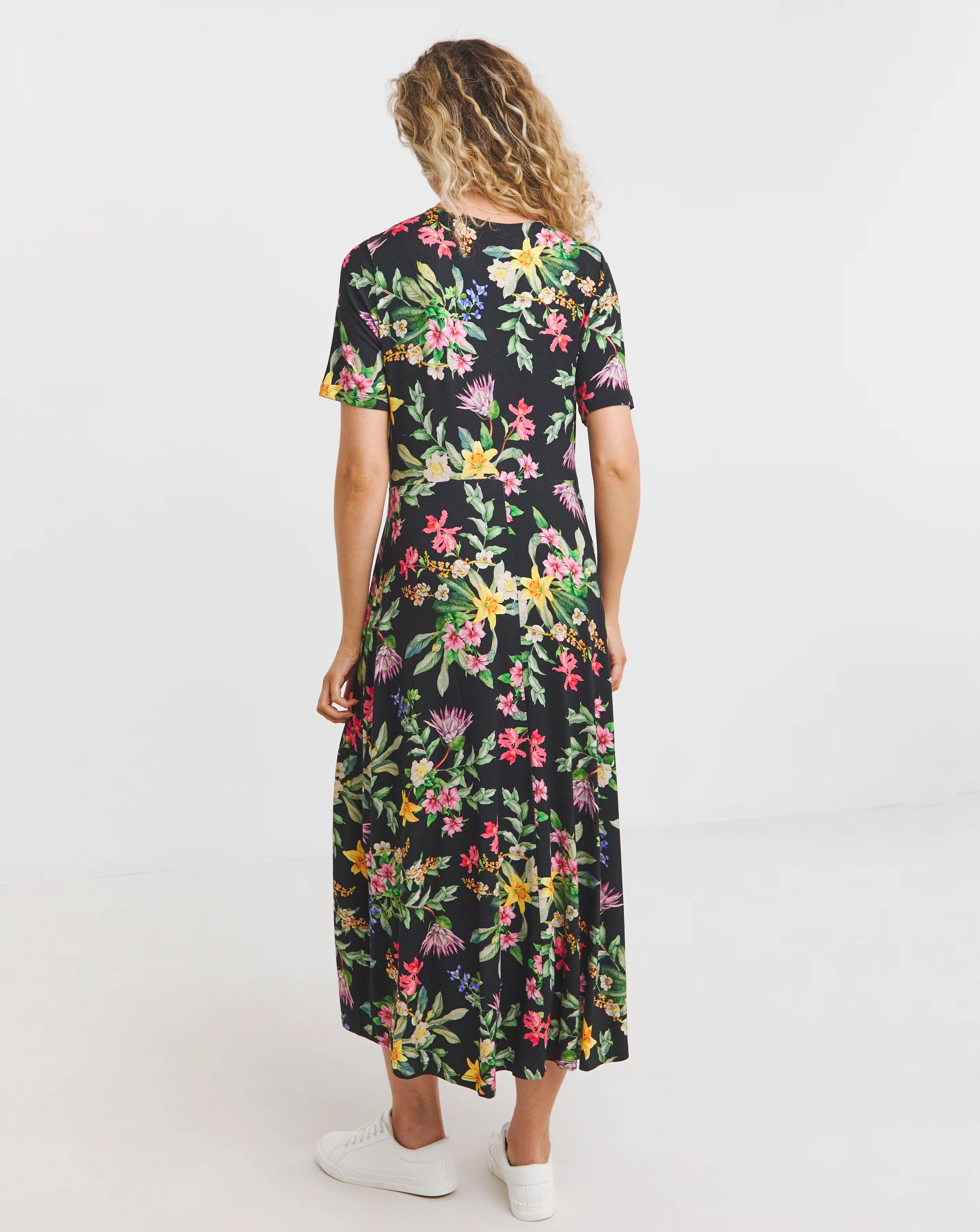 137531-joe-browns-floral-tea-dress-1.webp