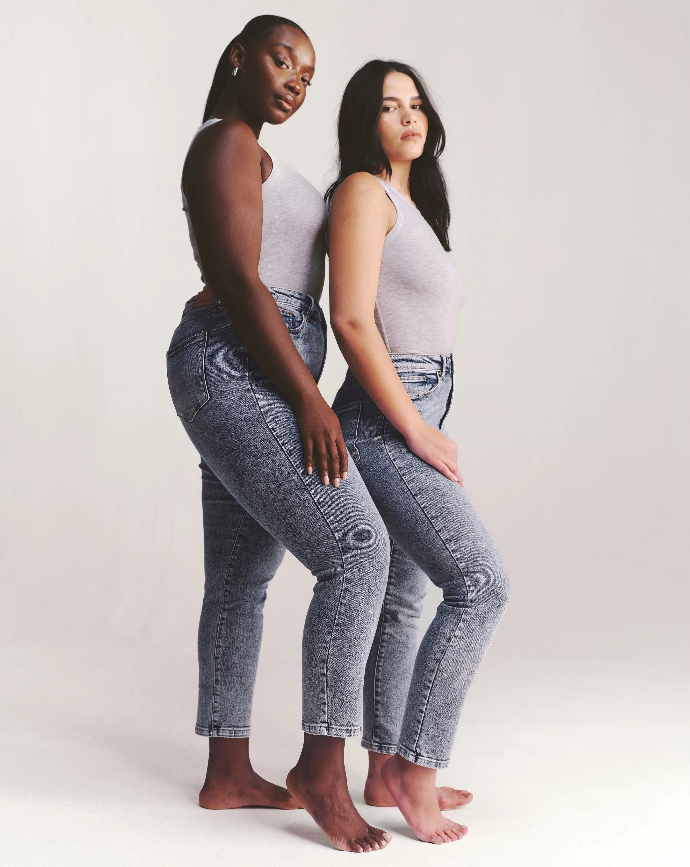 138139-slim-mom-jean-mid-blue-king-x27-s-trust-2-per-sale-donated-1.webp