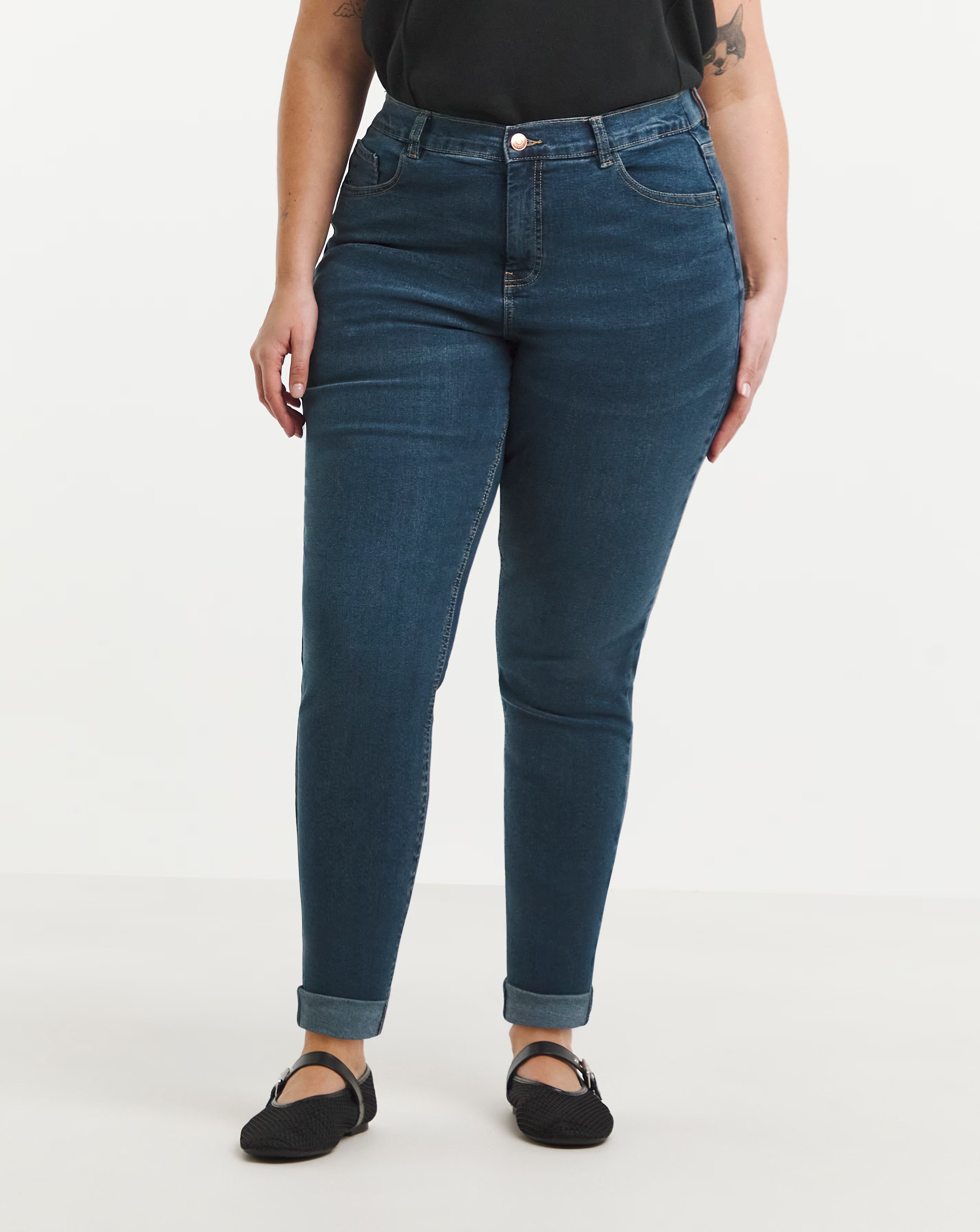 138189-vintage-blue-24-7-boyfriend-jeans-1.jpg