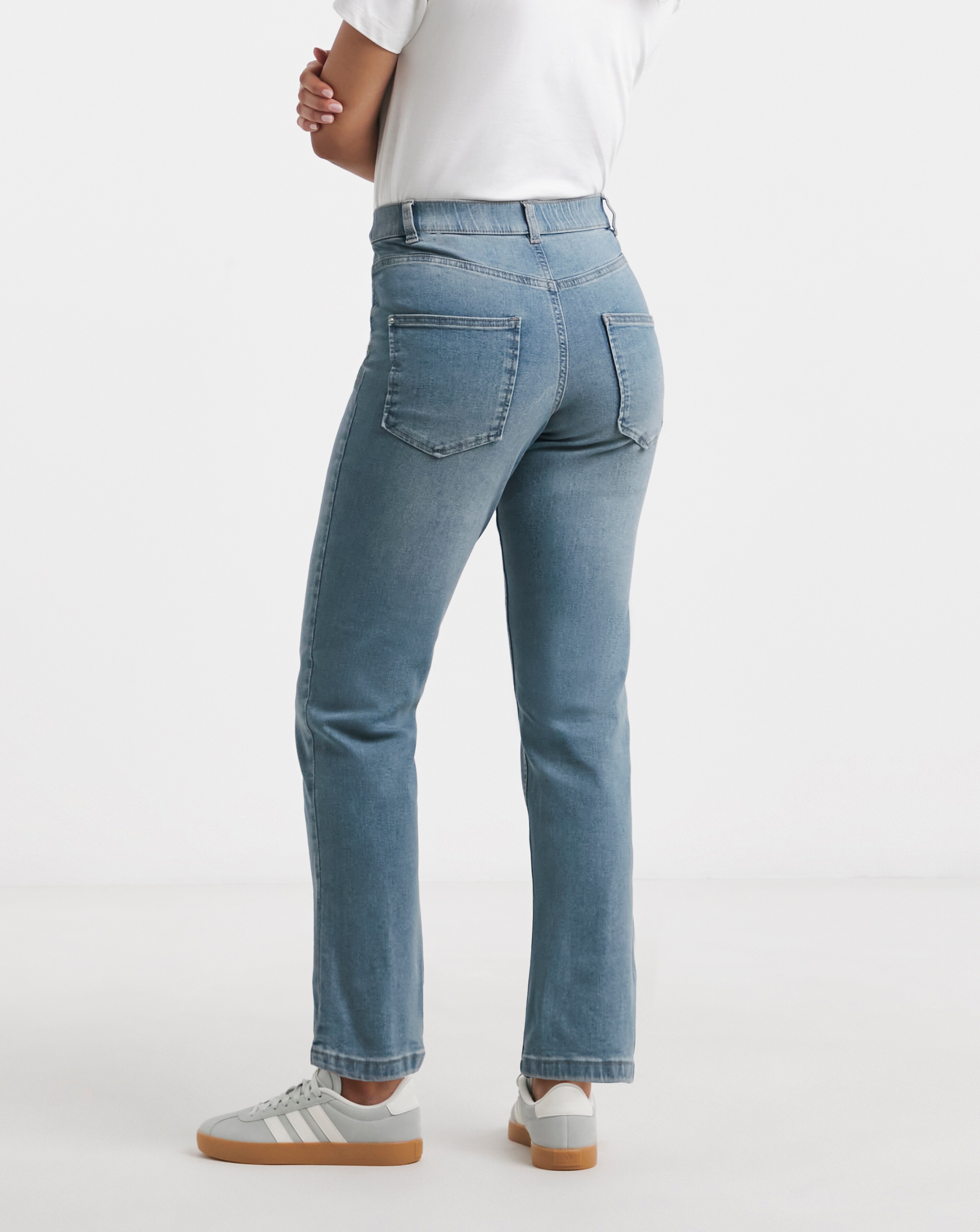 138226-24-7-authentic-light-boyfriend-jeans-1.jpg