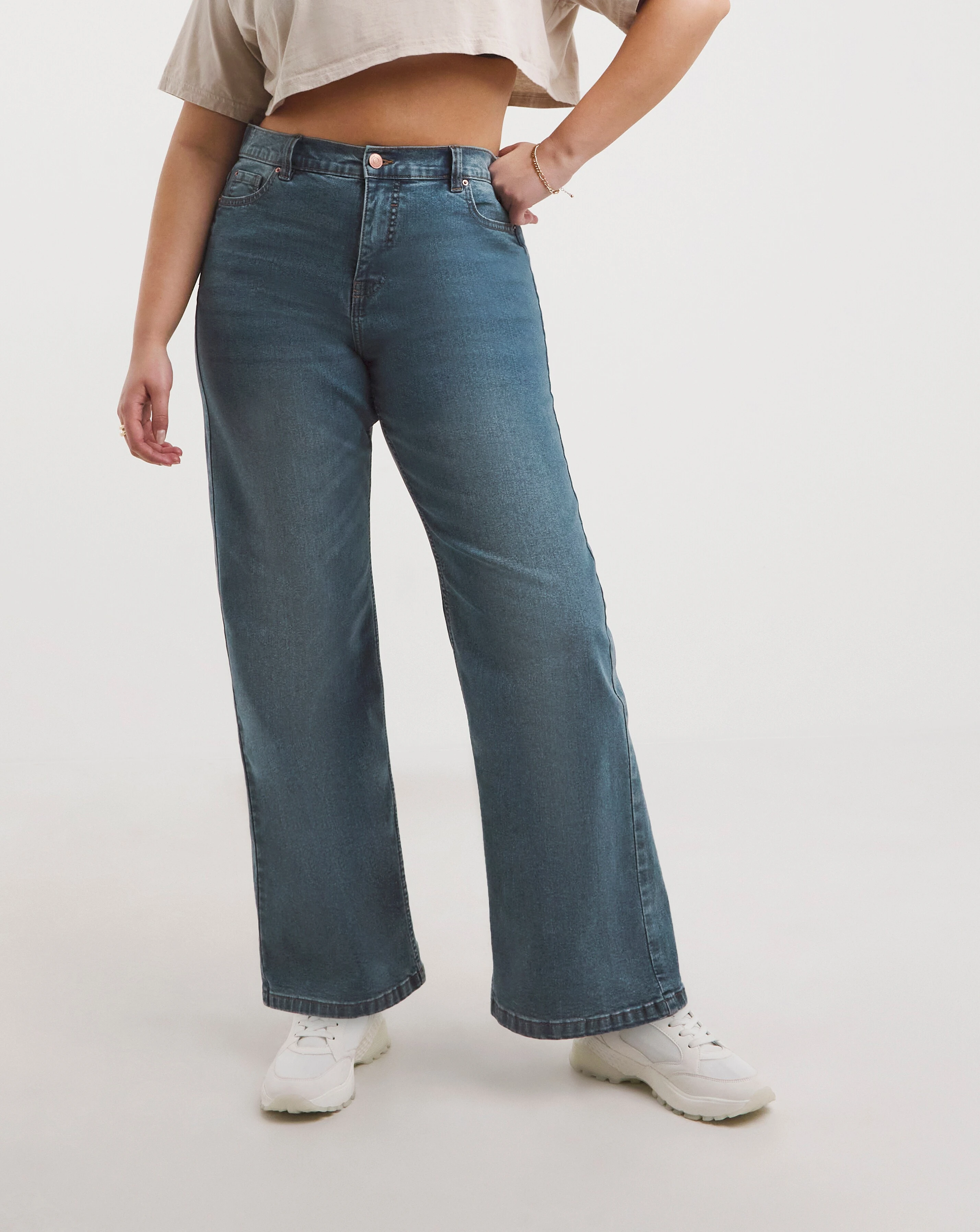 138263-light-mid-wash-24-7-wide-leg-jeans-1.jpg