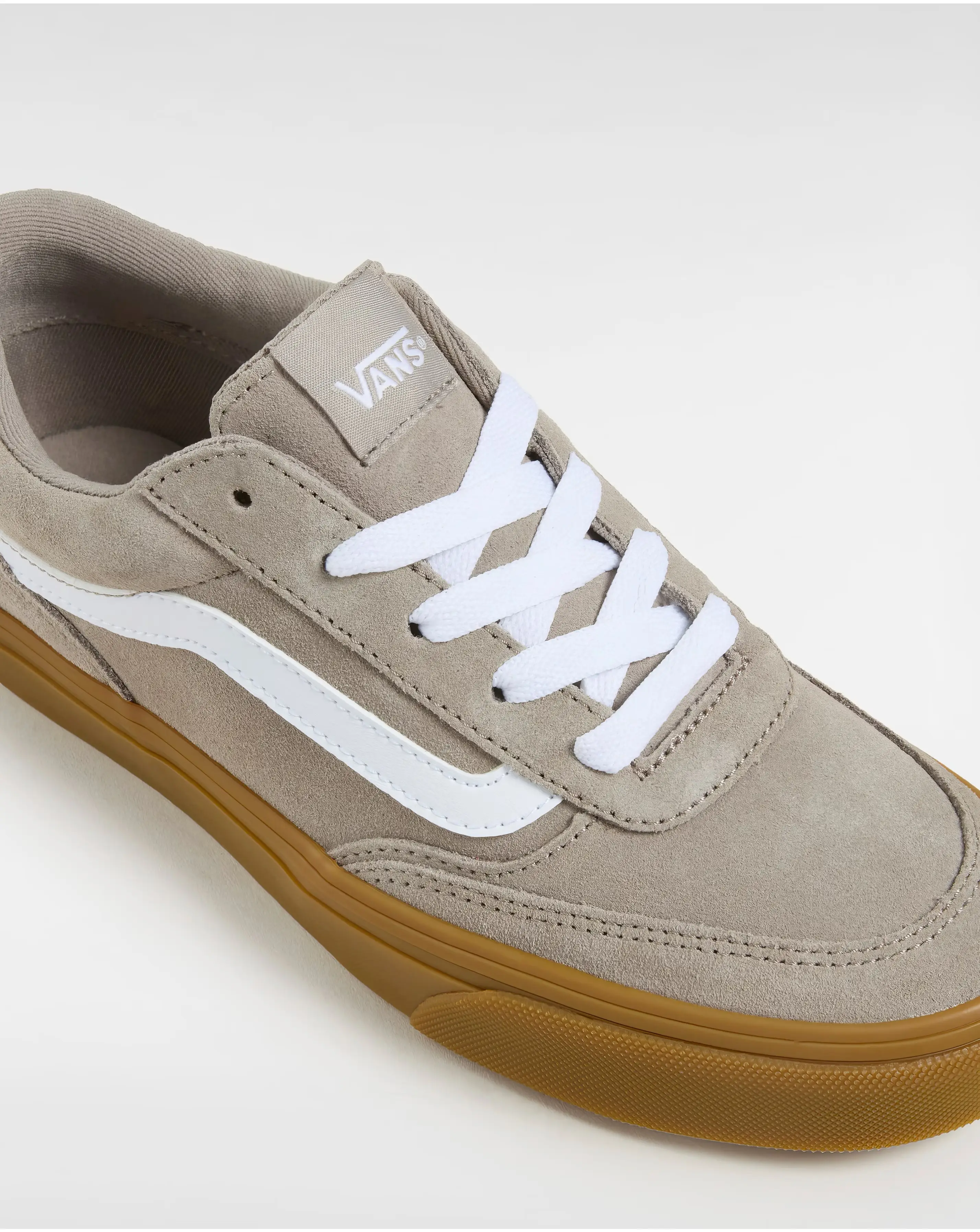 138716-vans-brooklyn-trainers-1.jpg