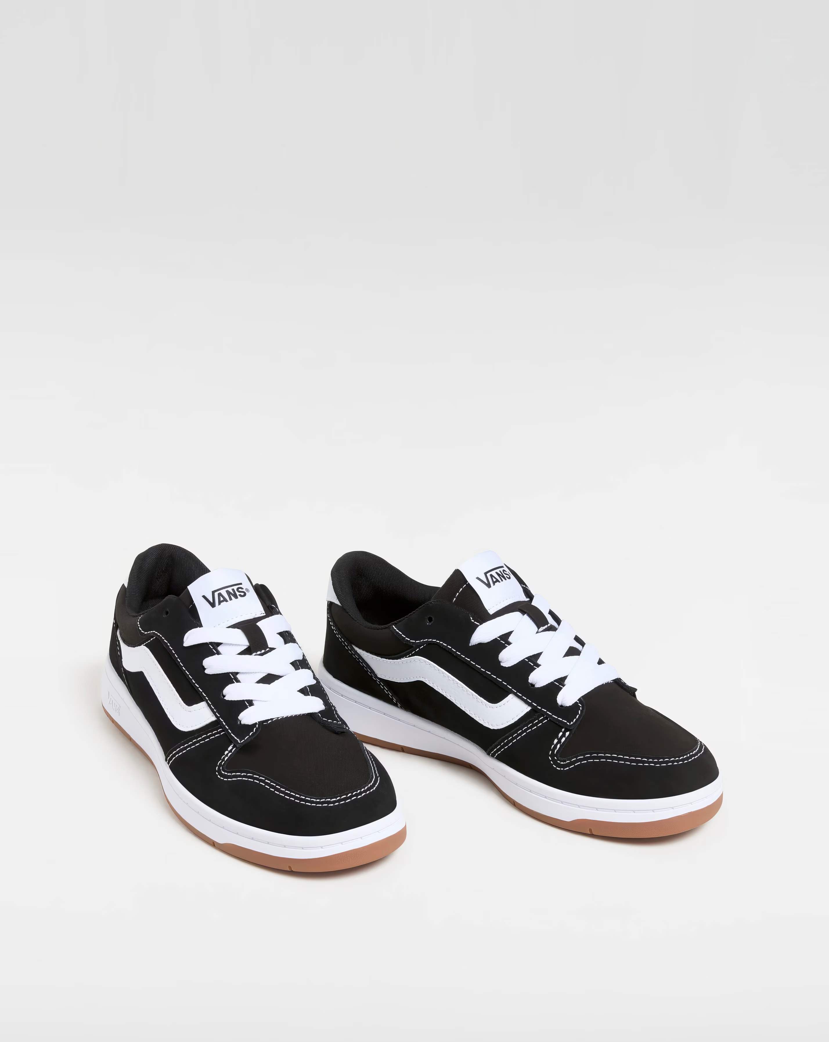 138941-vans-ryland-trainers-1.jpg
