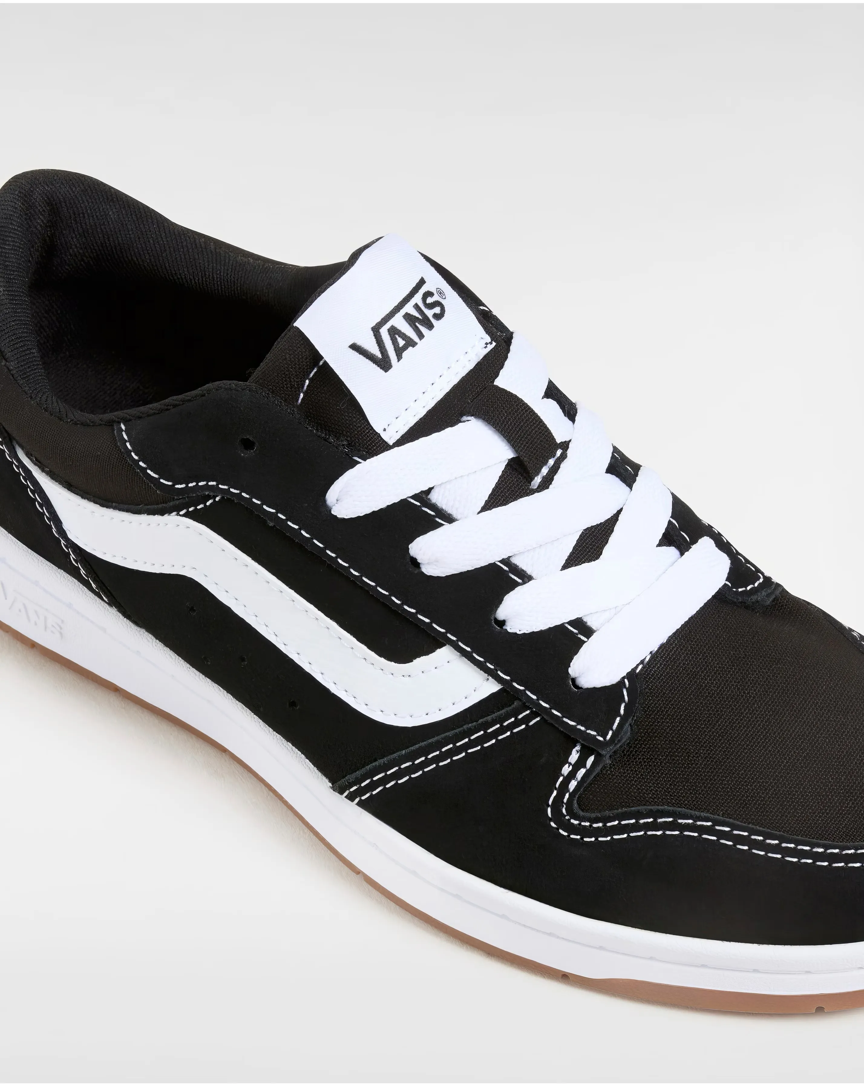 138941-vans-ryland-trainers-1.jpg