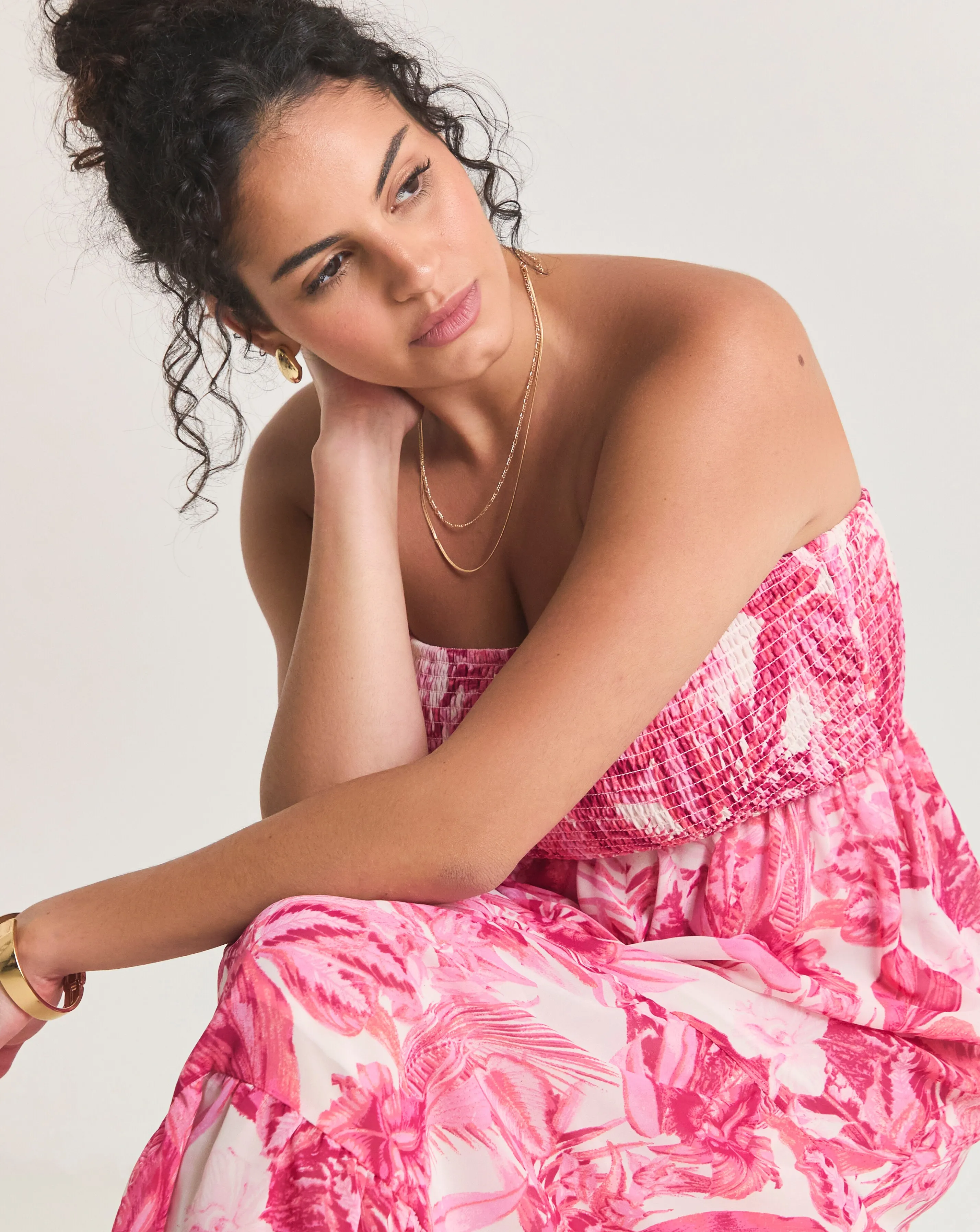 139368-figleaves-fiji-tiered-beach-dress-1.webp
