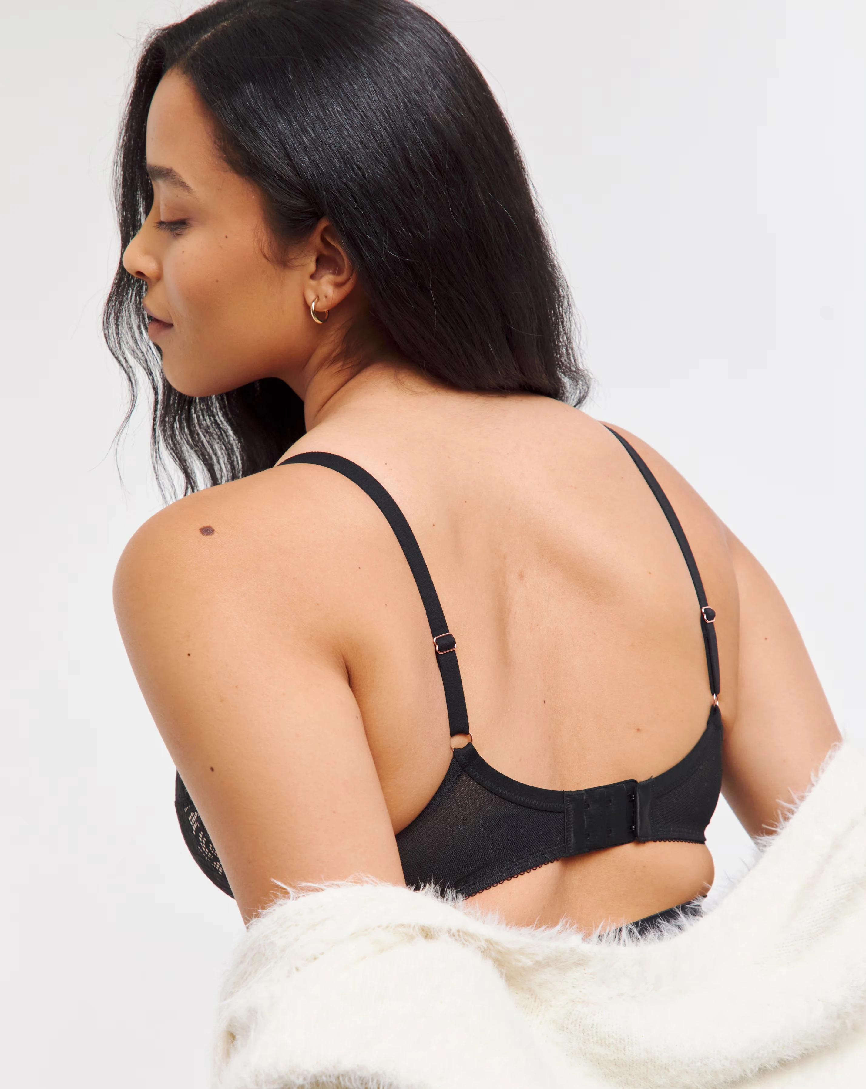 139628-figleaves-isla-lace-underwired-sweetheart-t-shirt-bra-b-gg-black-1.webp