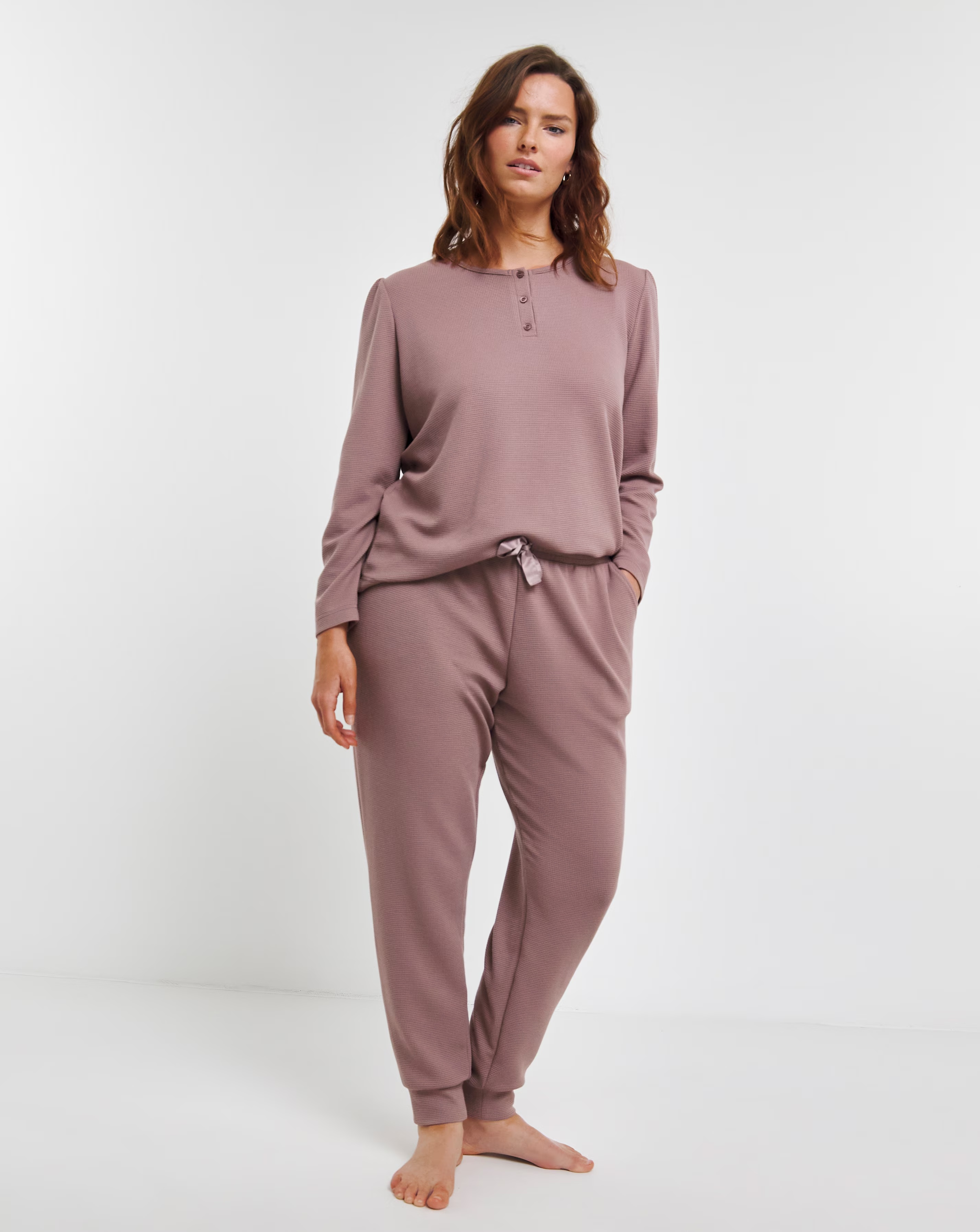 140949-supersoft-henley-waffle-pyjama-set-1.webp