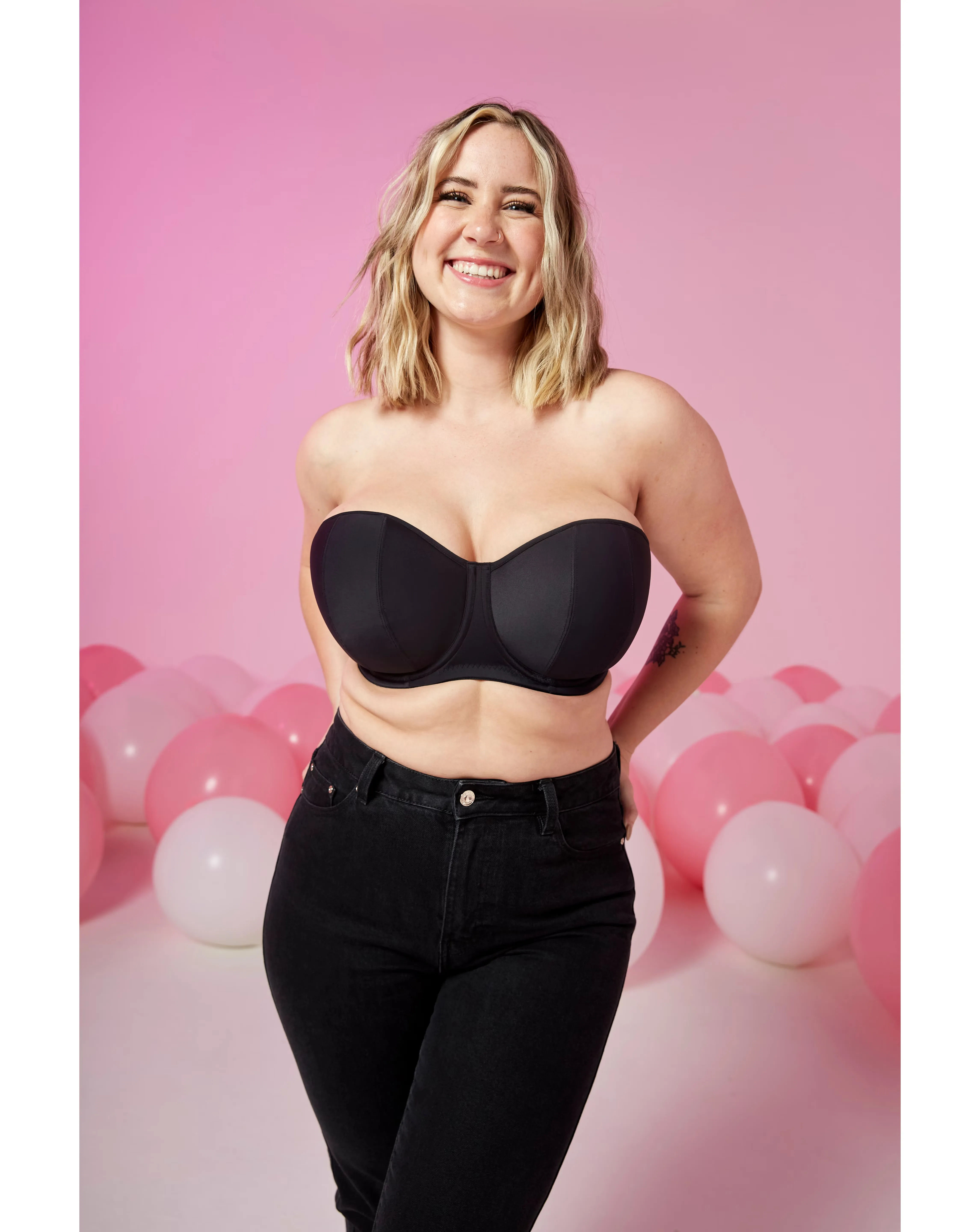 141786-curvy-kate-luxe-strapless-bra-1.webp