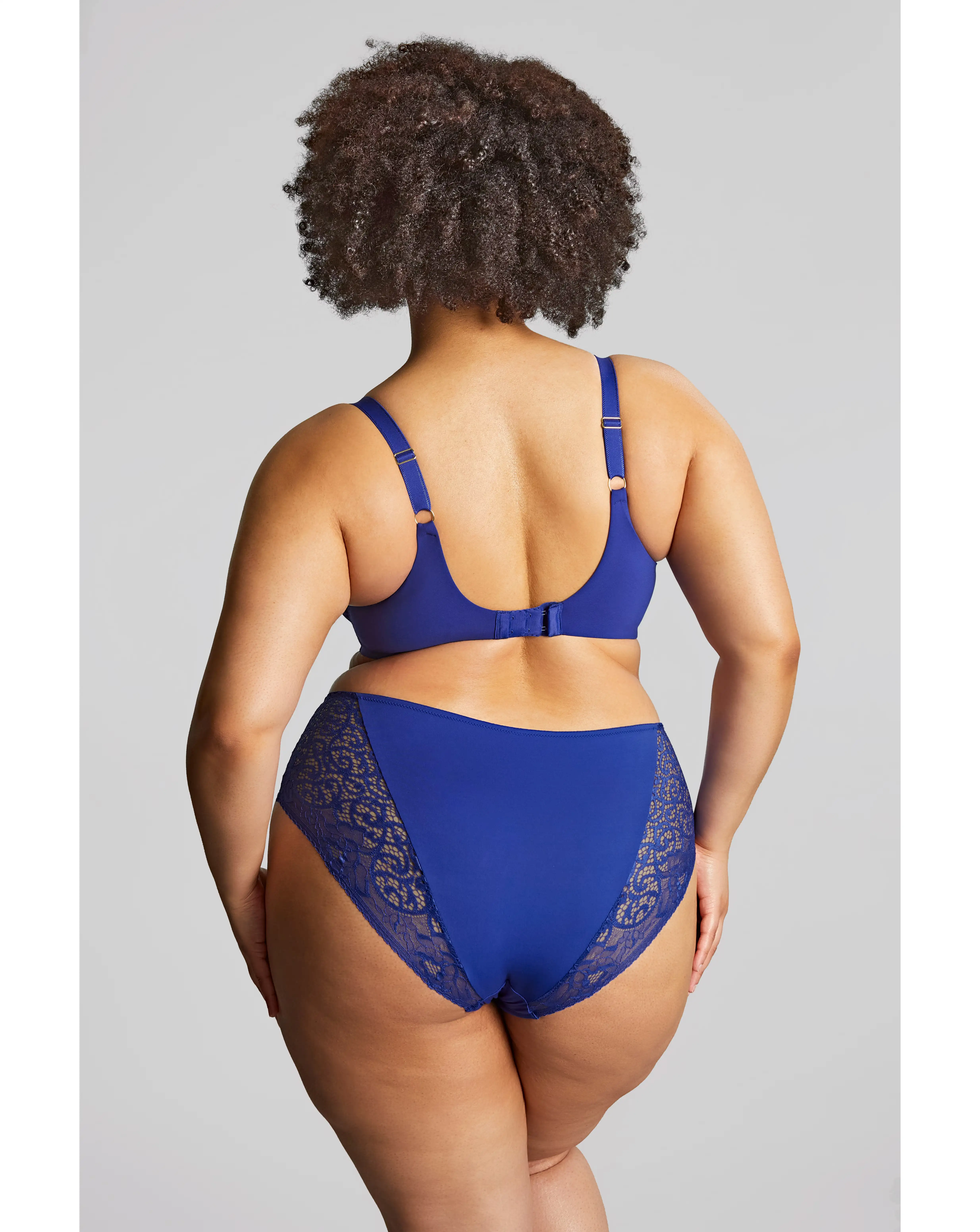 142996-sculptresse-by-panache-estel-deep-brief-1.webp