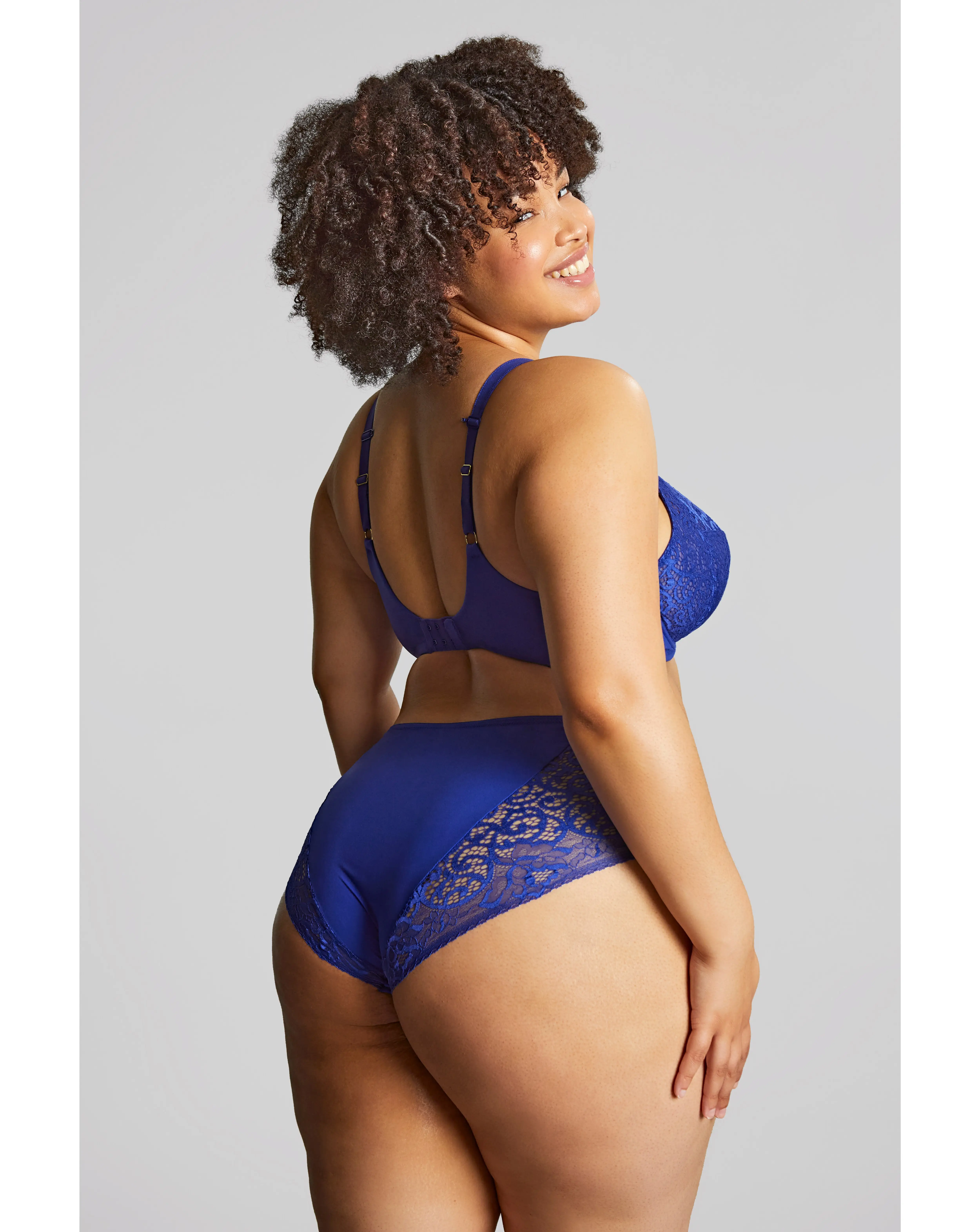 143080-sculptresse-by-panache-estel-plunge-wired-bra-1.webp