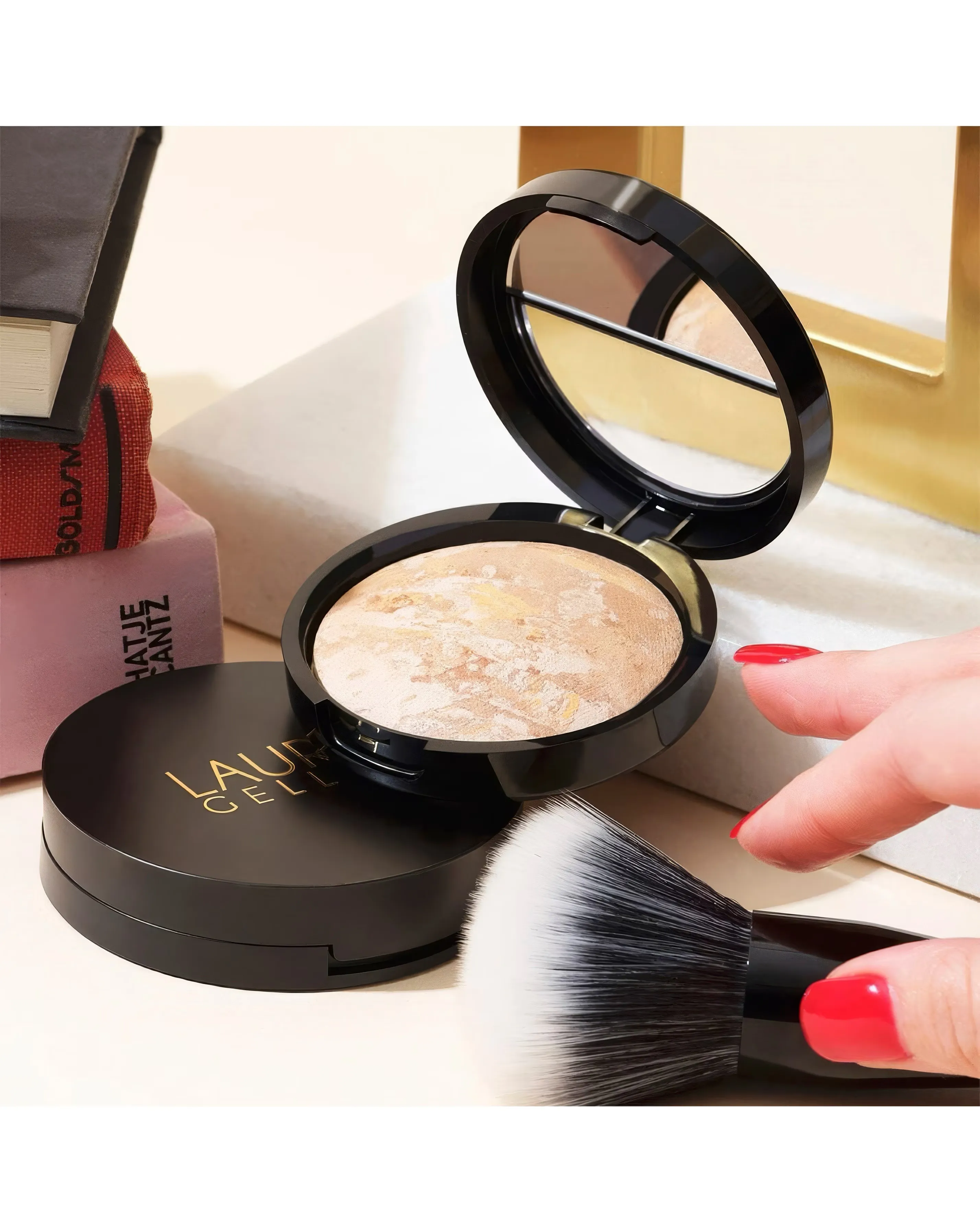 144201-laura-geller-baked-balance-n-brighten-colour-correcting-foundation-fair-1.jpg