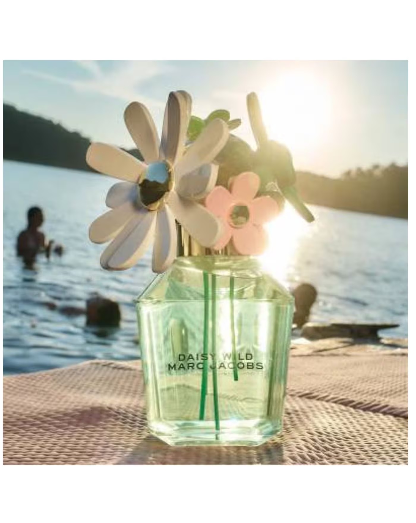 148699-marc-jacobs-daisy-wild-edp-spray-100ml–1.jpg