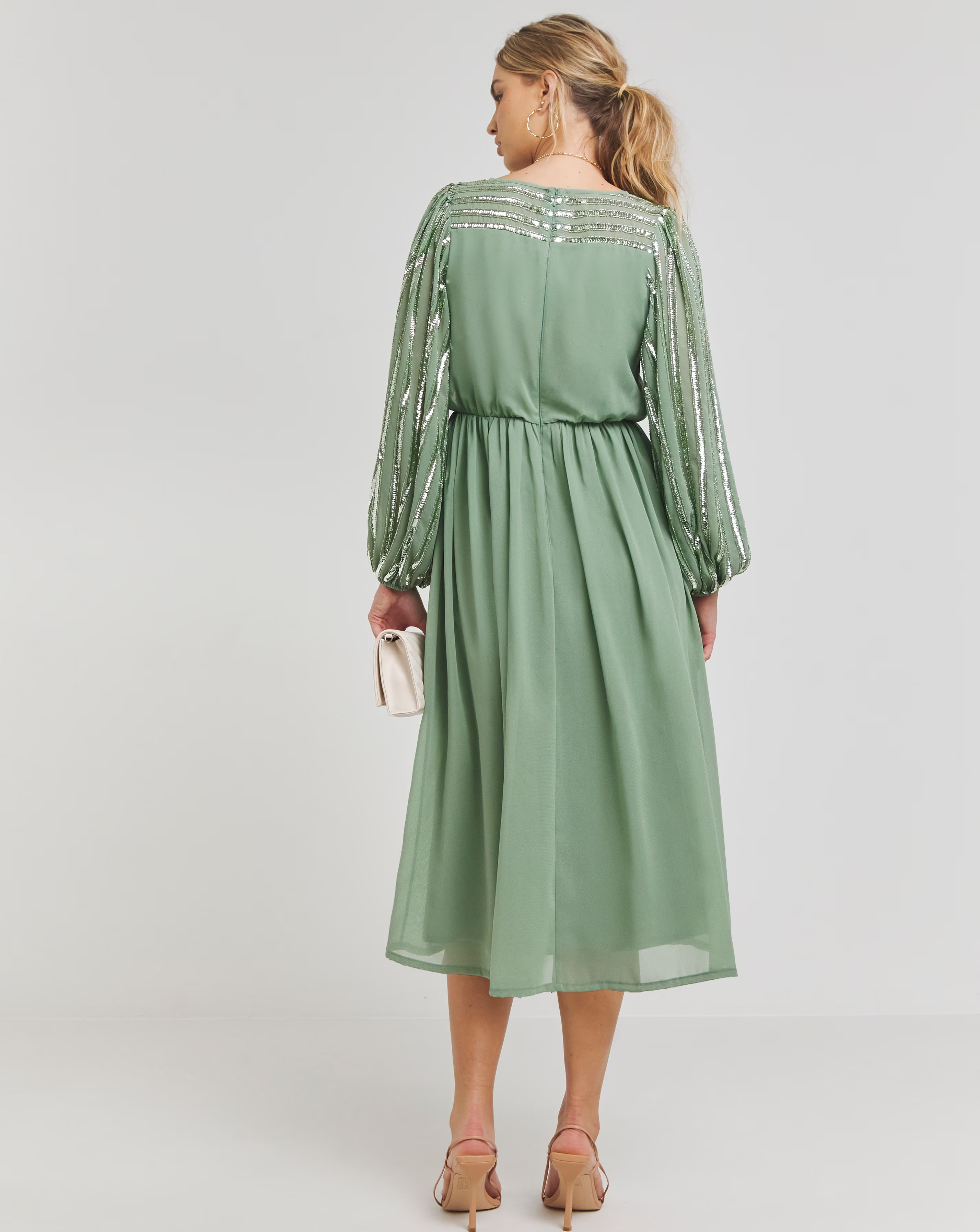 149157-maya-curve-aurora-midi-dress-1.webp