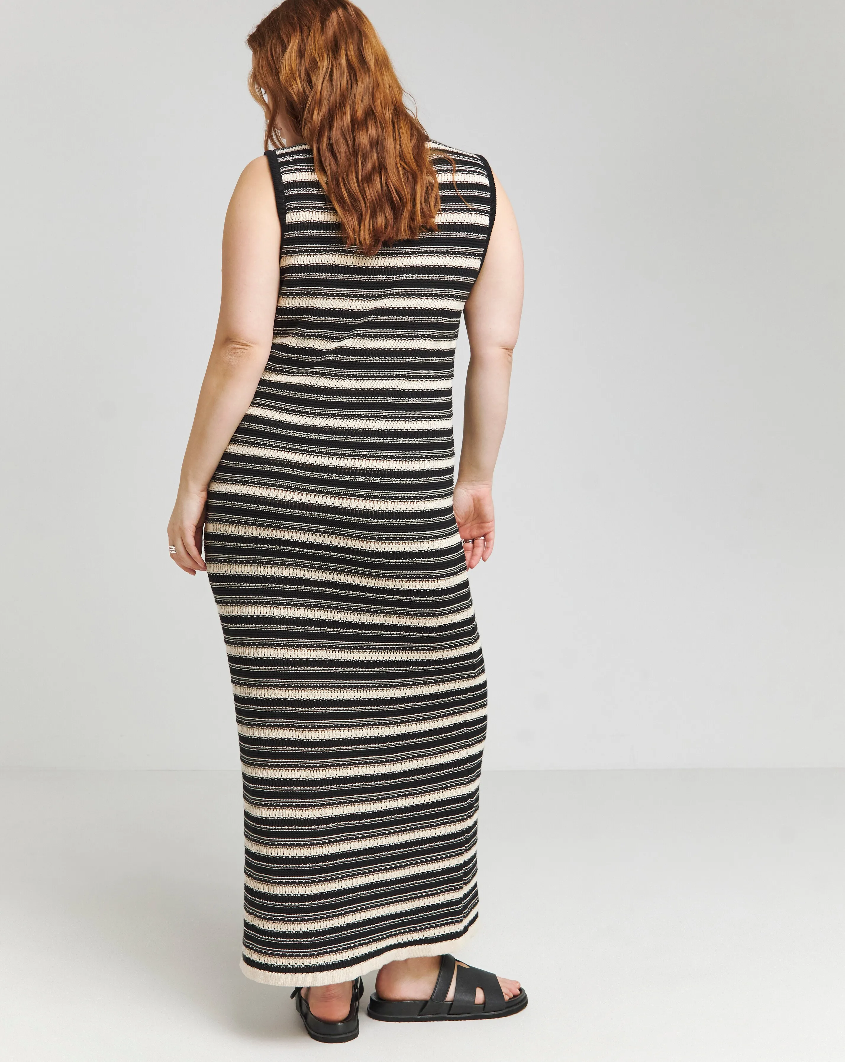 150803-nobody-x27-s-child-textured-knitted-striped-midi-dress-1.webp